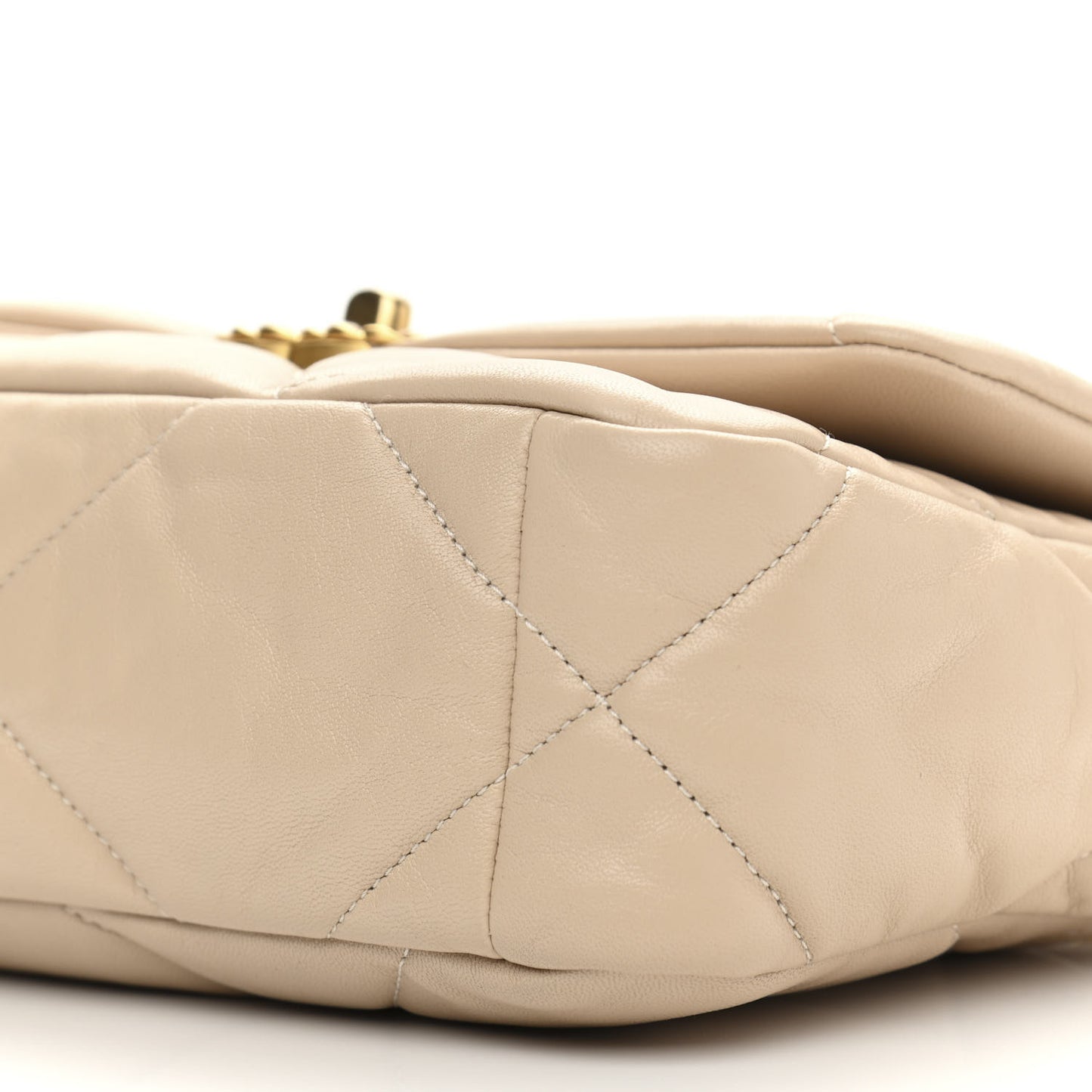 Lambskin Quilted Medium Chanel 19 Flap Beige