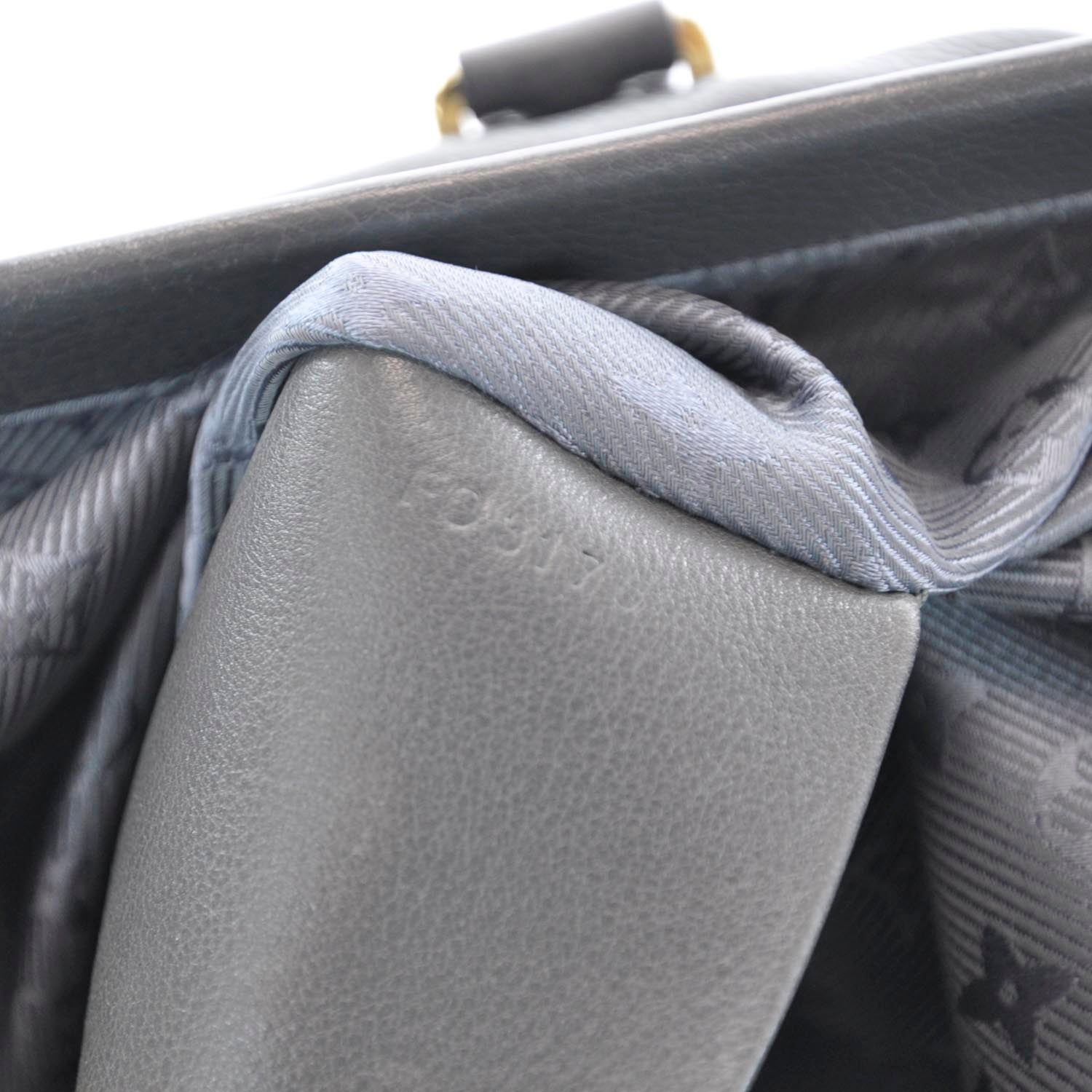Louis Vuitton Cuir Cinema Intrigue Gris 10 of 11