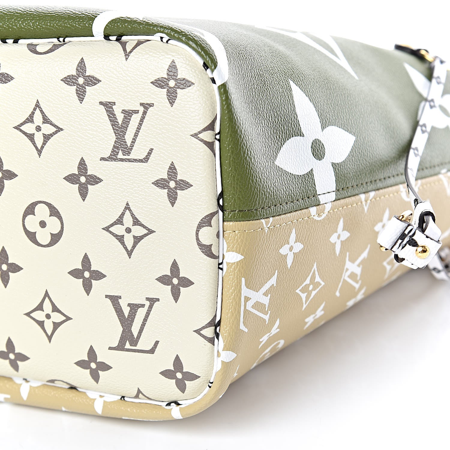 Louis Vuitton Monogram Giant Neverfull MM Kaki 7 of 10