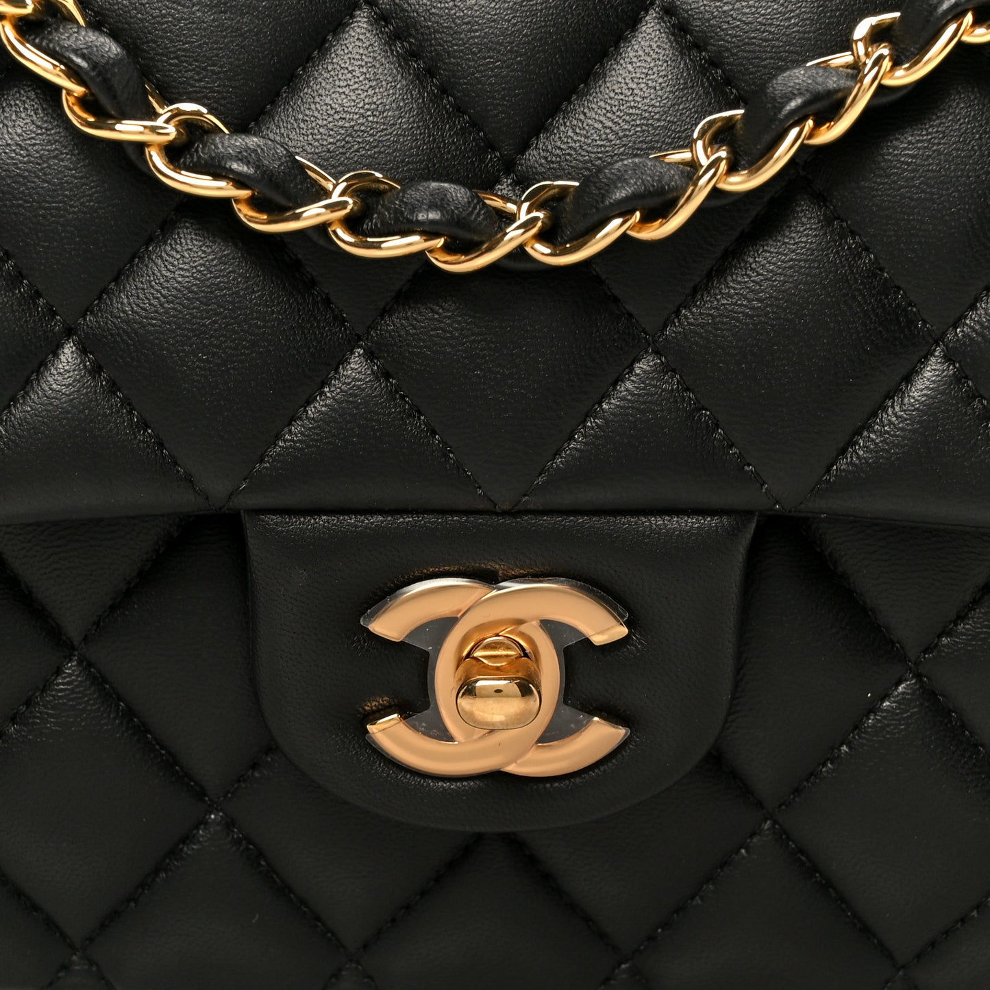 Lambskin Quilted Medium Double Flap Black