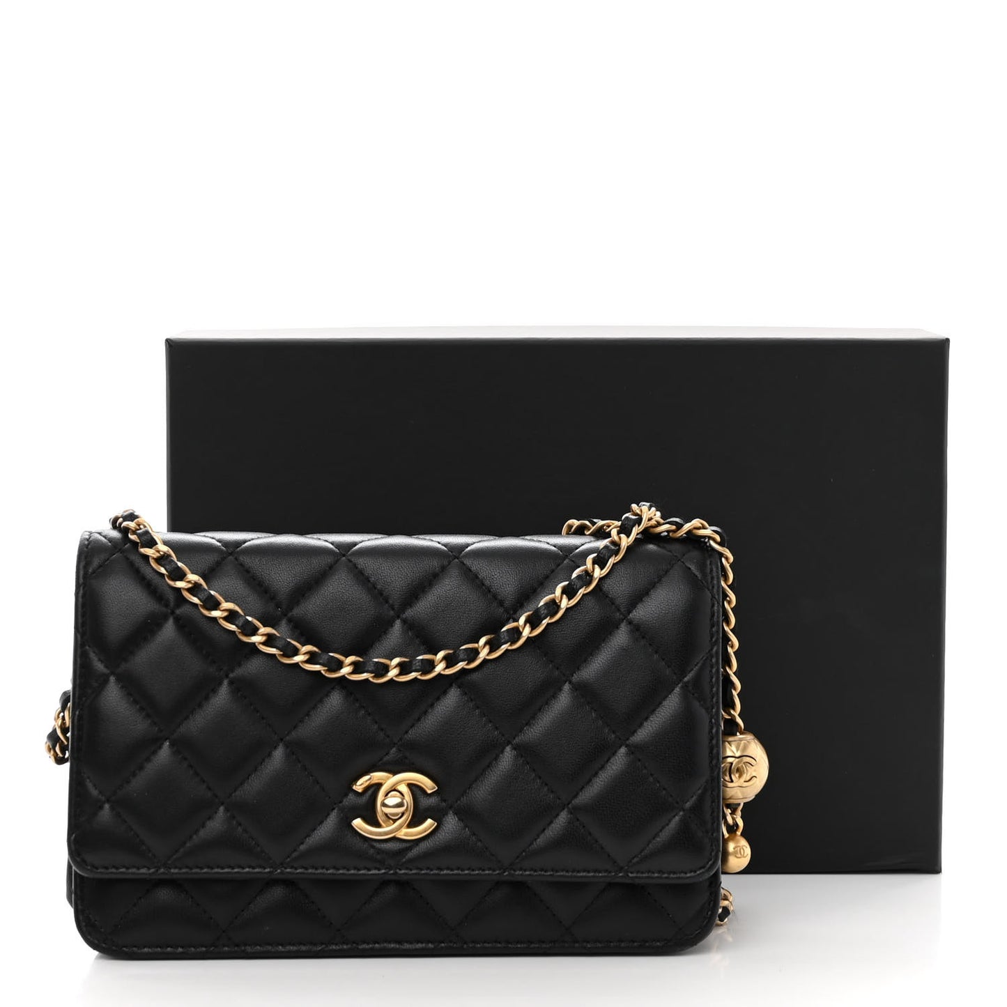 Lambskin Quilted CC Pearl Crush Wallet on Chain WOC Black