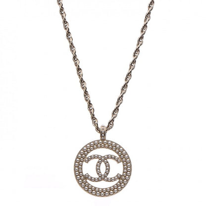Chanel Pearl CC Round Pendant Necklace Gold 1 of 5