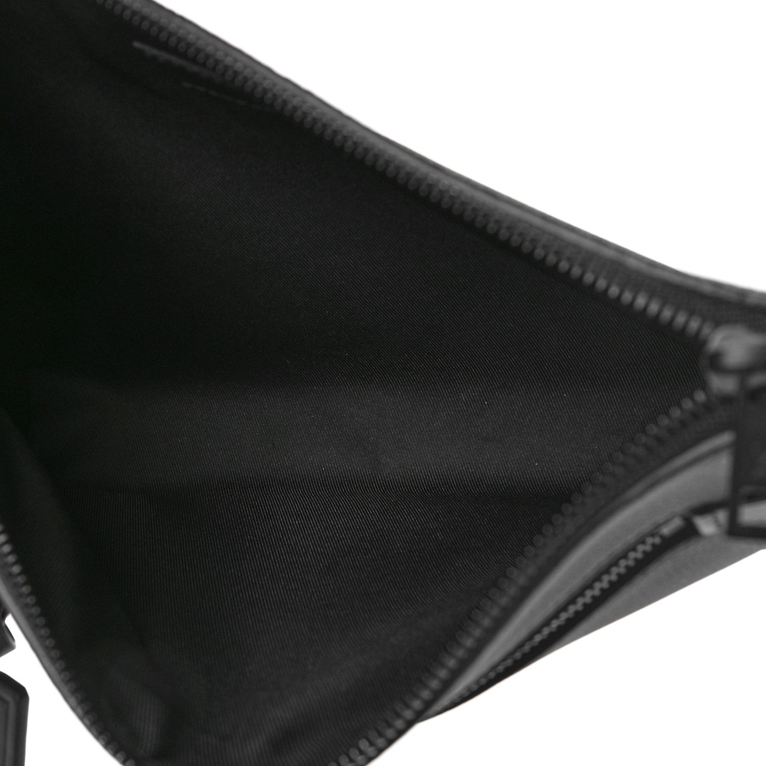Louis Vuitton Grained Calfskin Aerogram Takeoff Pouch Black 5 of 10