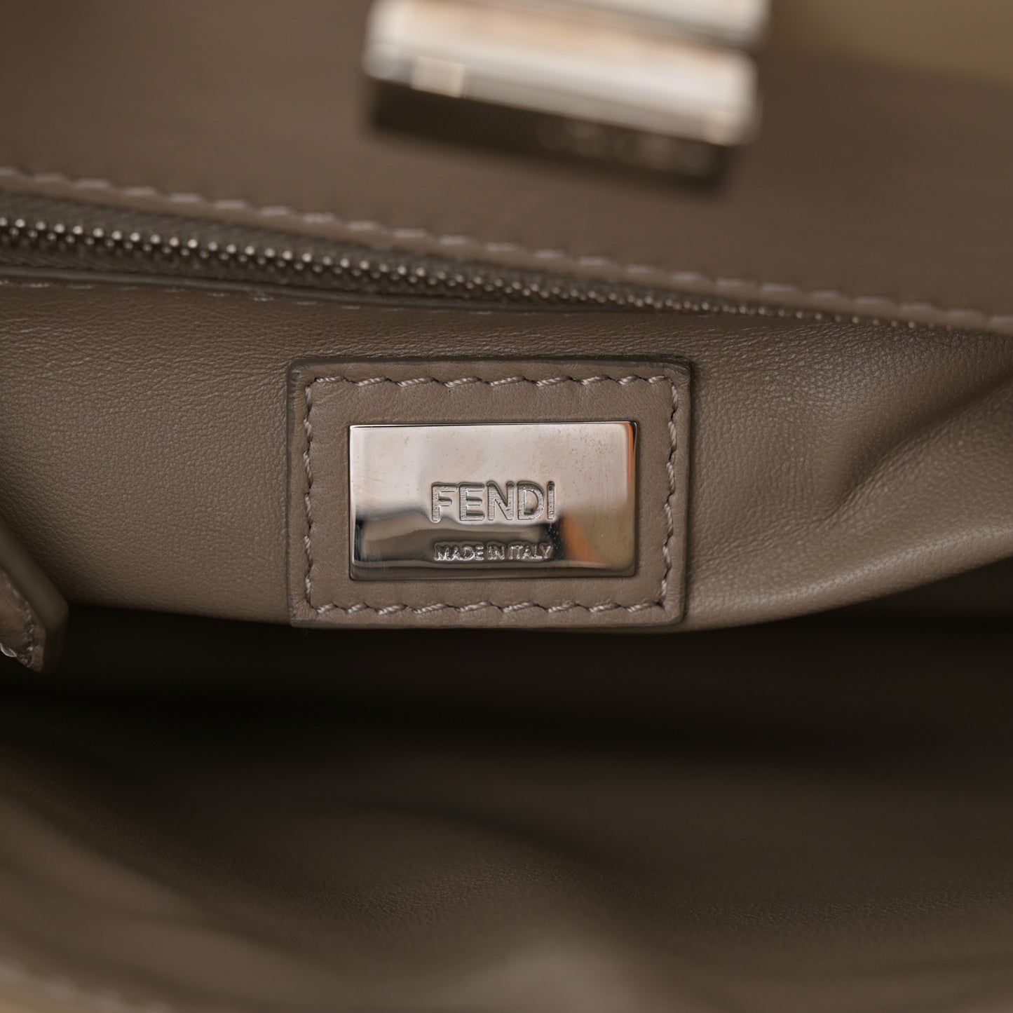 Nappa Mini Peekaboo Iconic Satchel Tortora