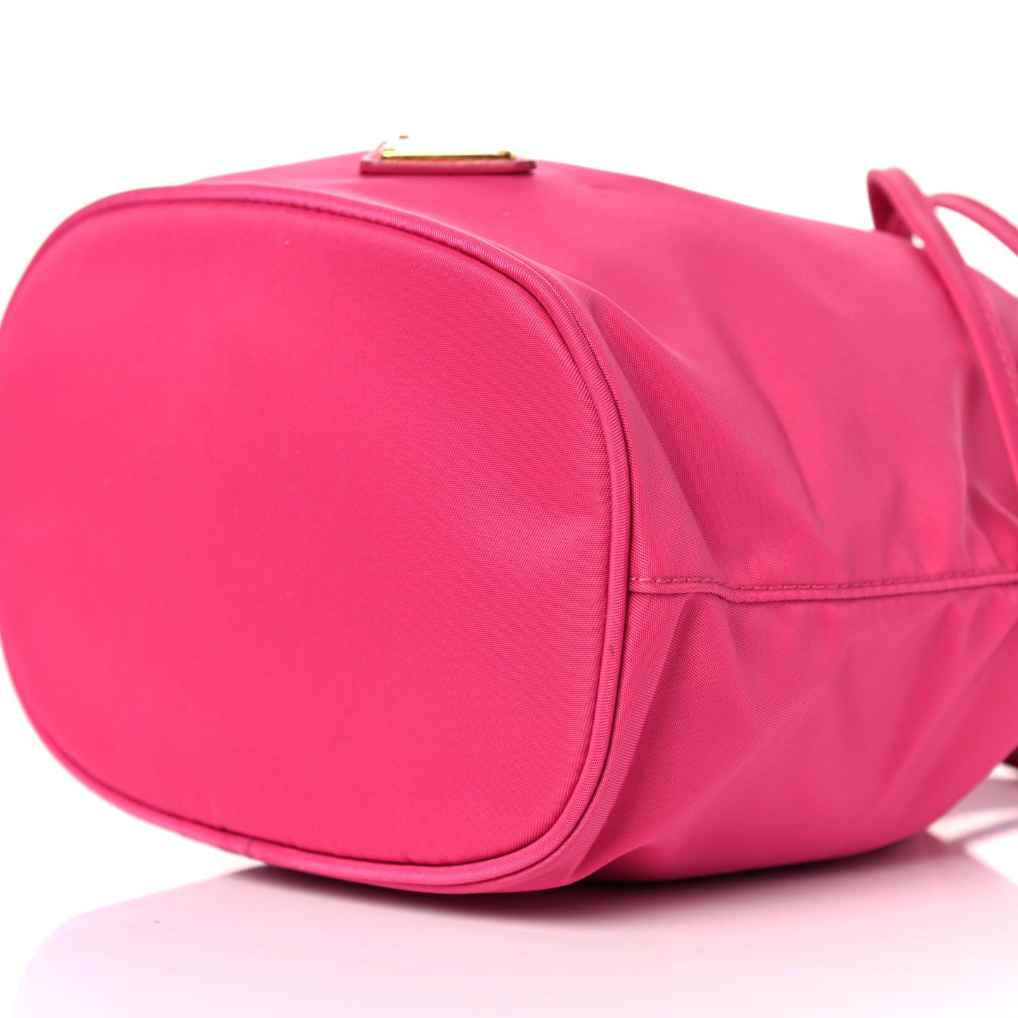 Saffiano Tessuto Nylon Vela Bucket Wristlet Ibisco