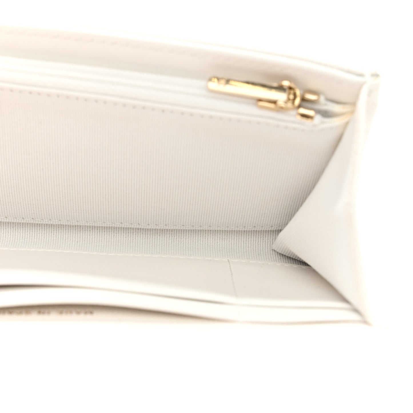 Caviar Quilted CC Medium Flap Wallet White