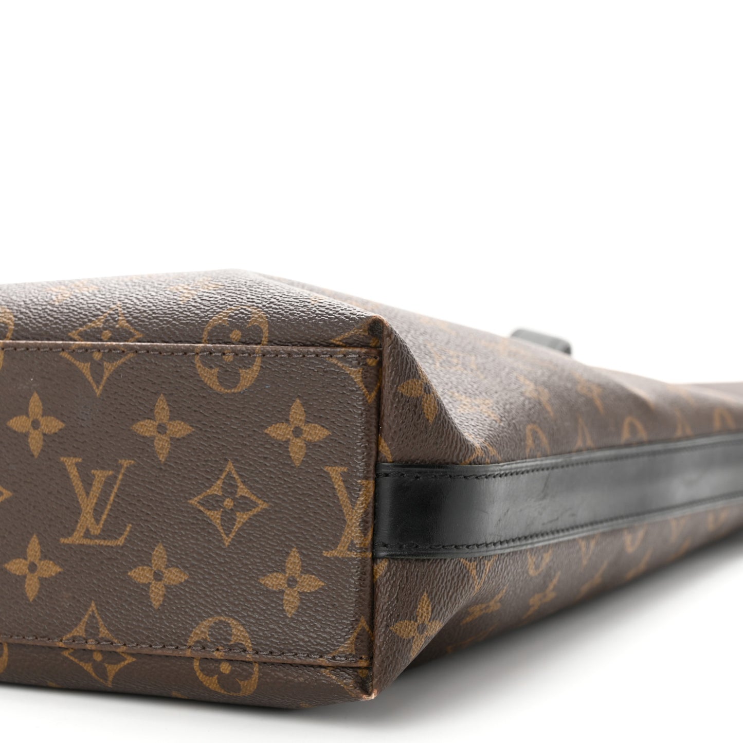 Monogram Macassar Kitan