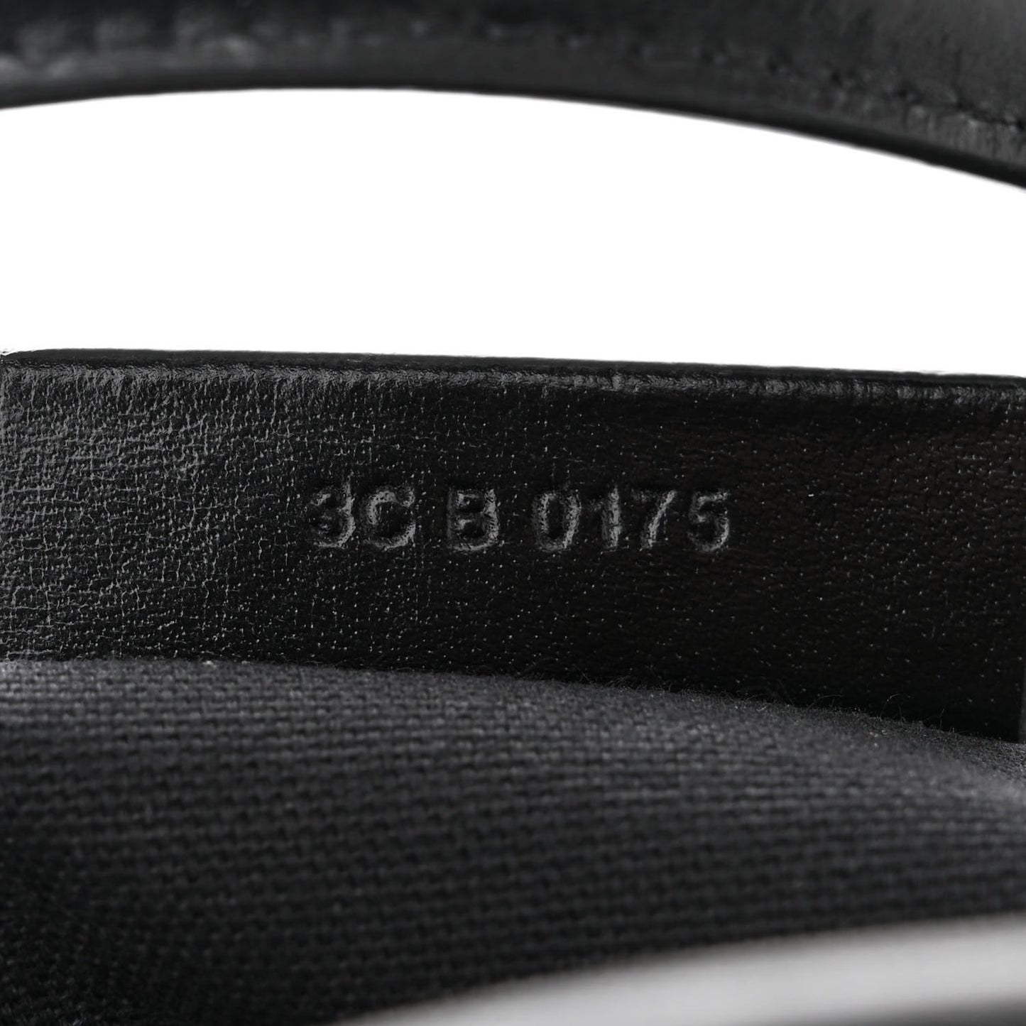 Shiny Lord Calfskin Medium Antigona Black