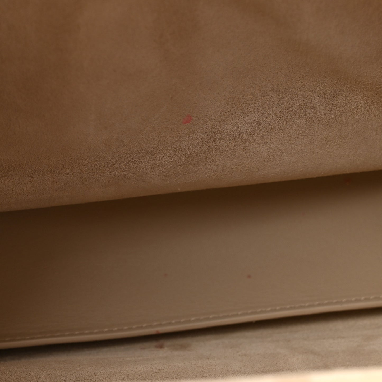 Silky Calfskin Medium Ciao Ciao Ecru