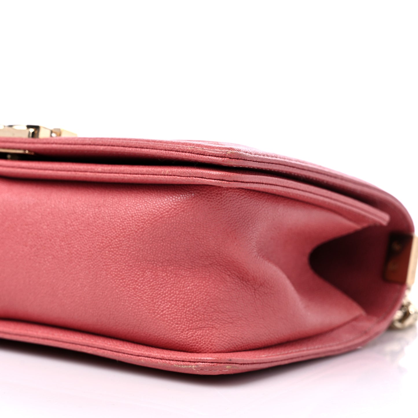 Caviar Chevron Quilted Medium Boy Flap Pink