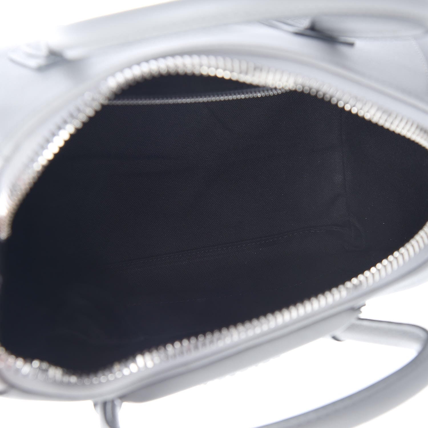 Givenchy Sugar Goatskin Small Antigona Pearl Grey 5 of 13