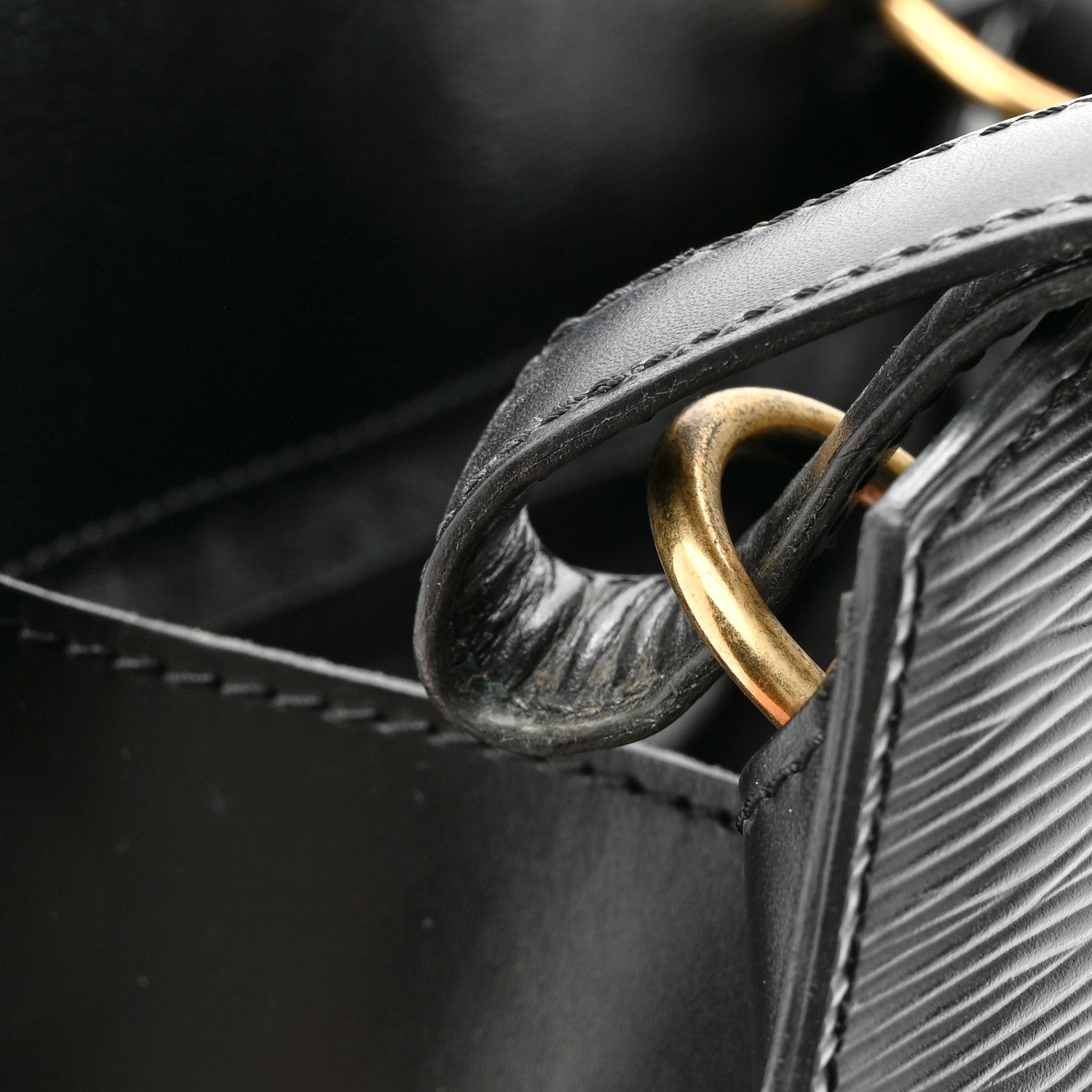 Louis Vuitton Epi Cluny Black 11 of 12