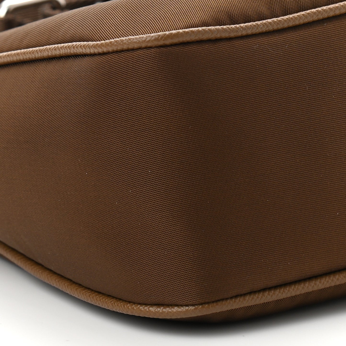 Tessuto Nylon Saffiano Re-Edition 2005 Shoulder Bag Cacao