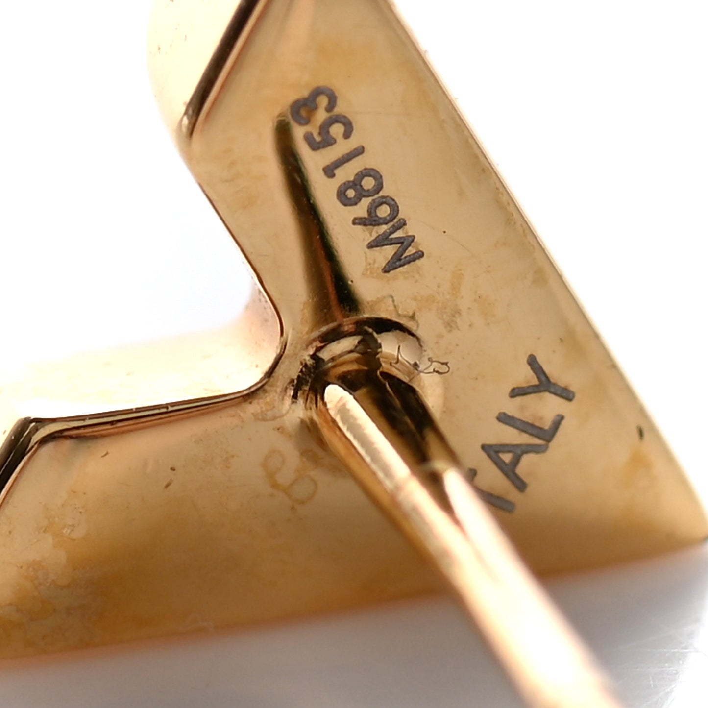 Brass Essential V Stud Earrings Gold
