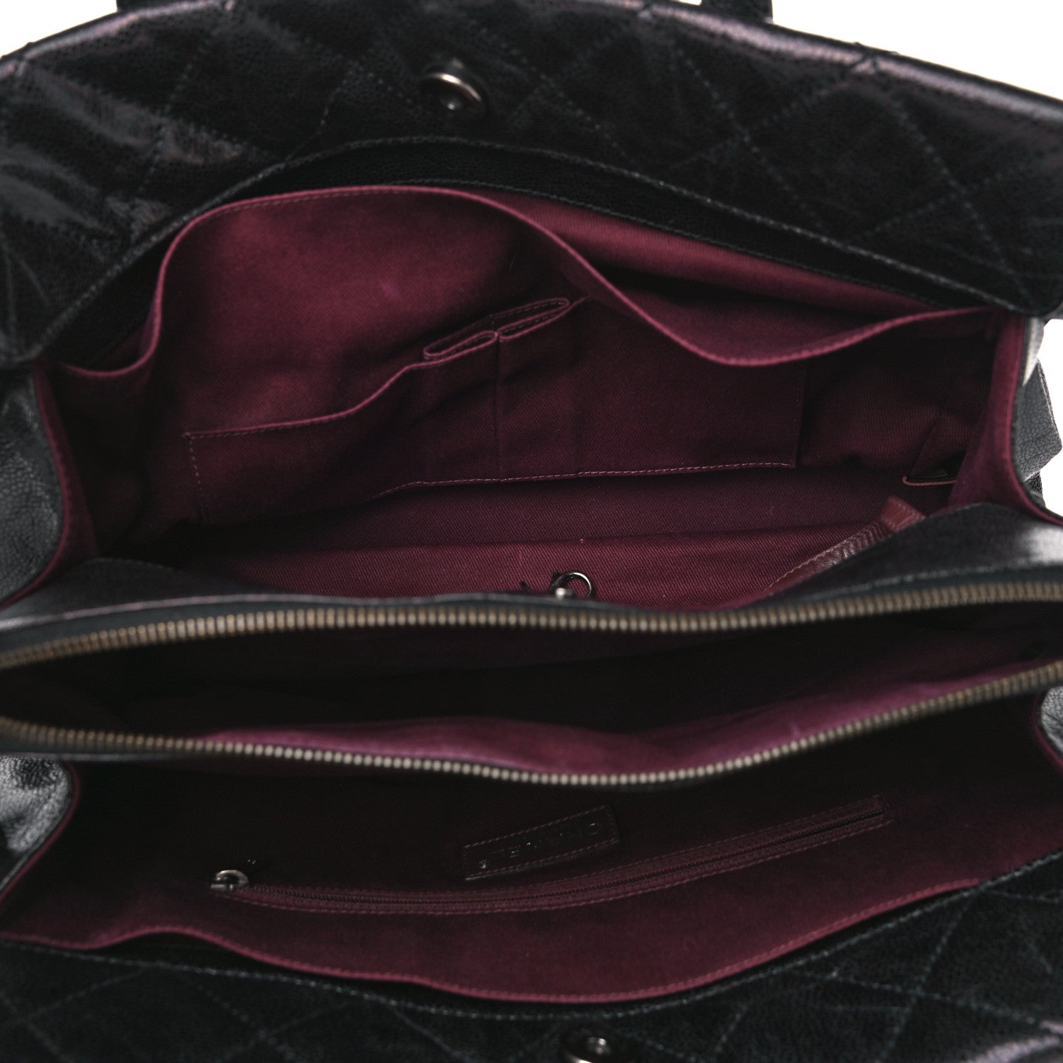 Chanel Crumpled Grained Calfskin Quilted CC Crave Tote Black 5 of 22