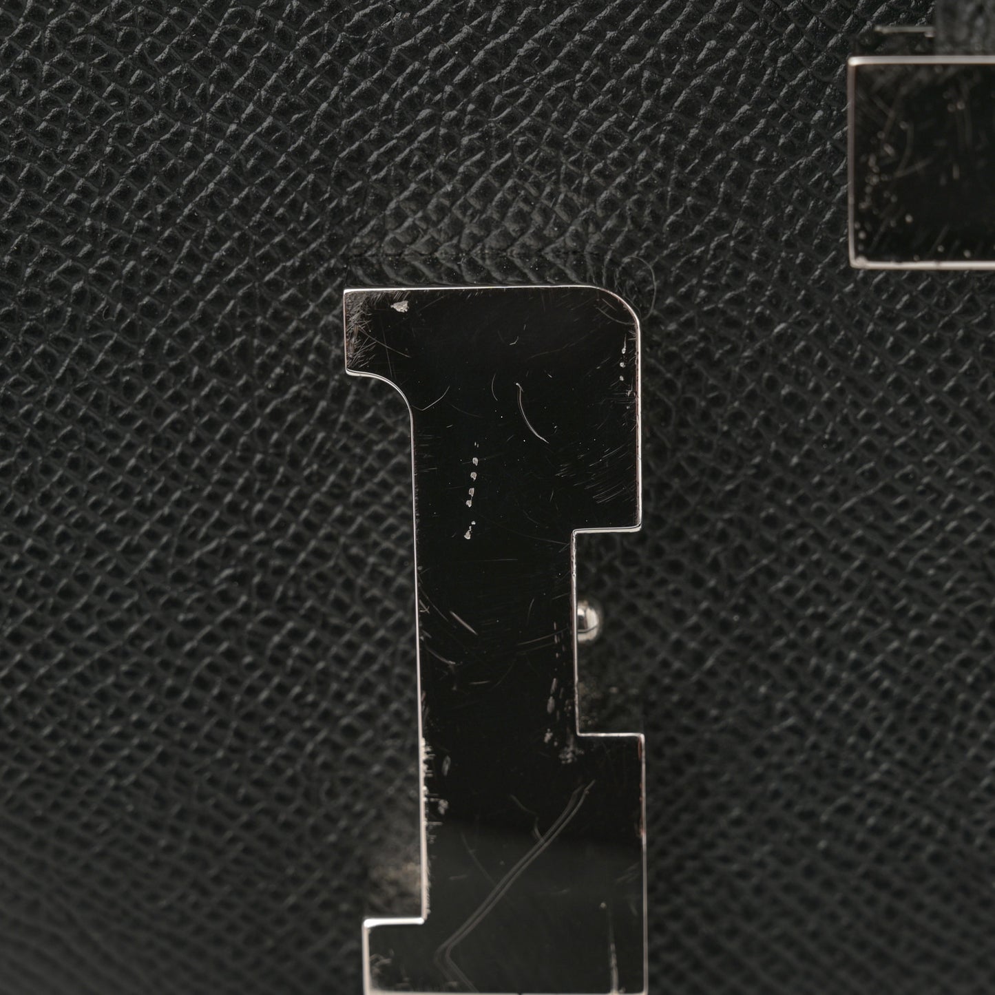 Epsom Constance 24 Black