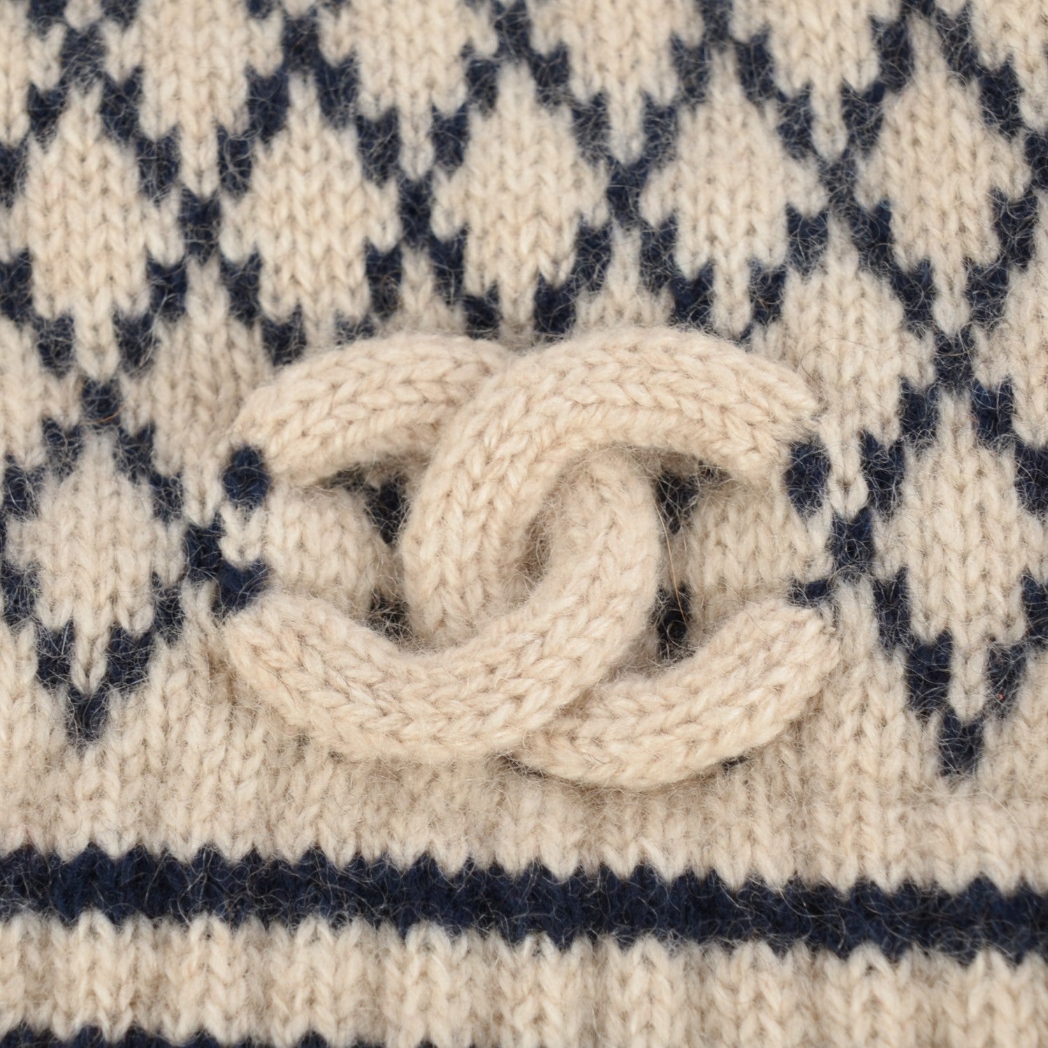 Chanel Cashmere CC Beanie Hat Beige Black 5 of 5