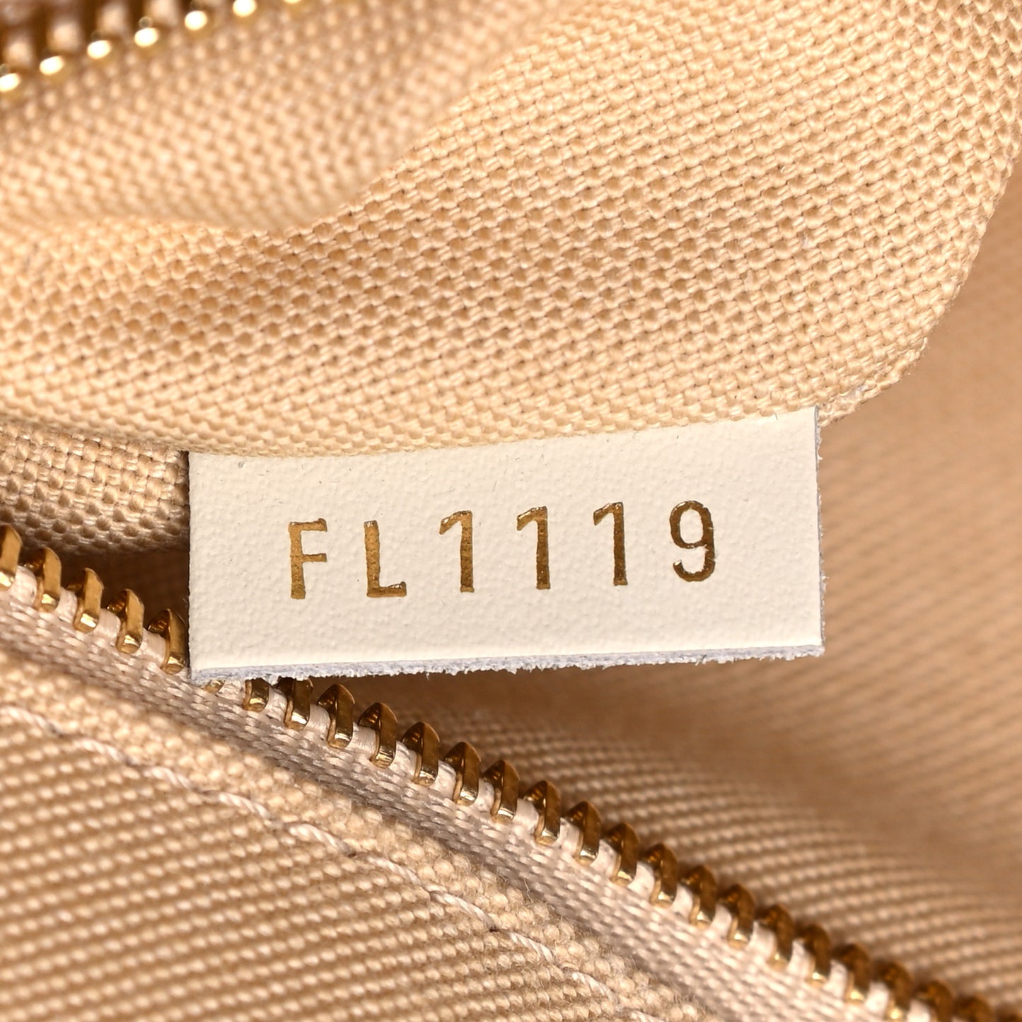Monogram Giant Onthego GM Kaki Beige