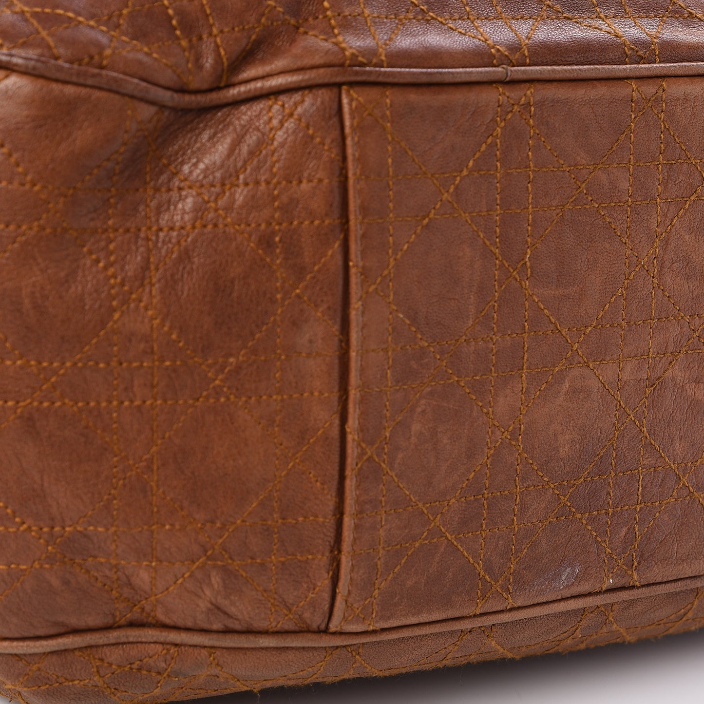 Lambskin Cannage Drawstring Bag Brown