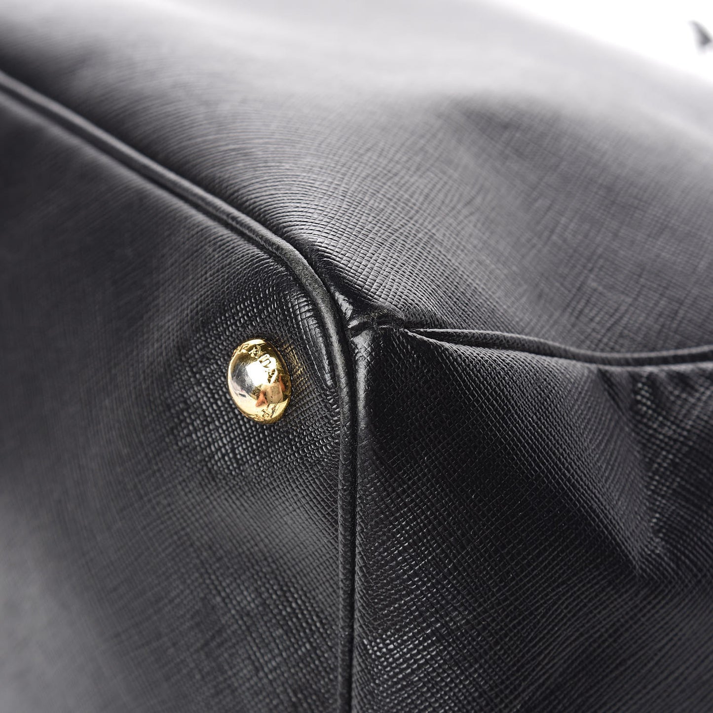 Saffiano Lux Extra Large Galleria Double Zip Tote Black