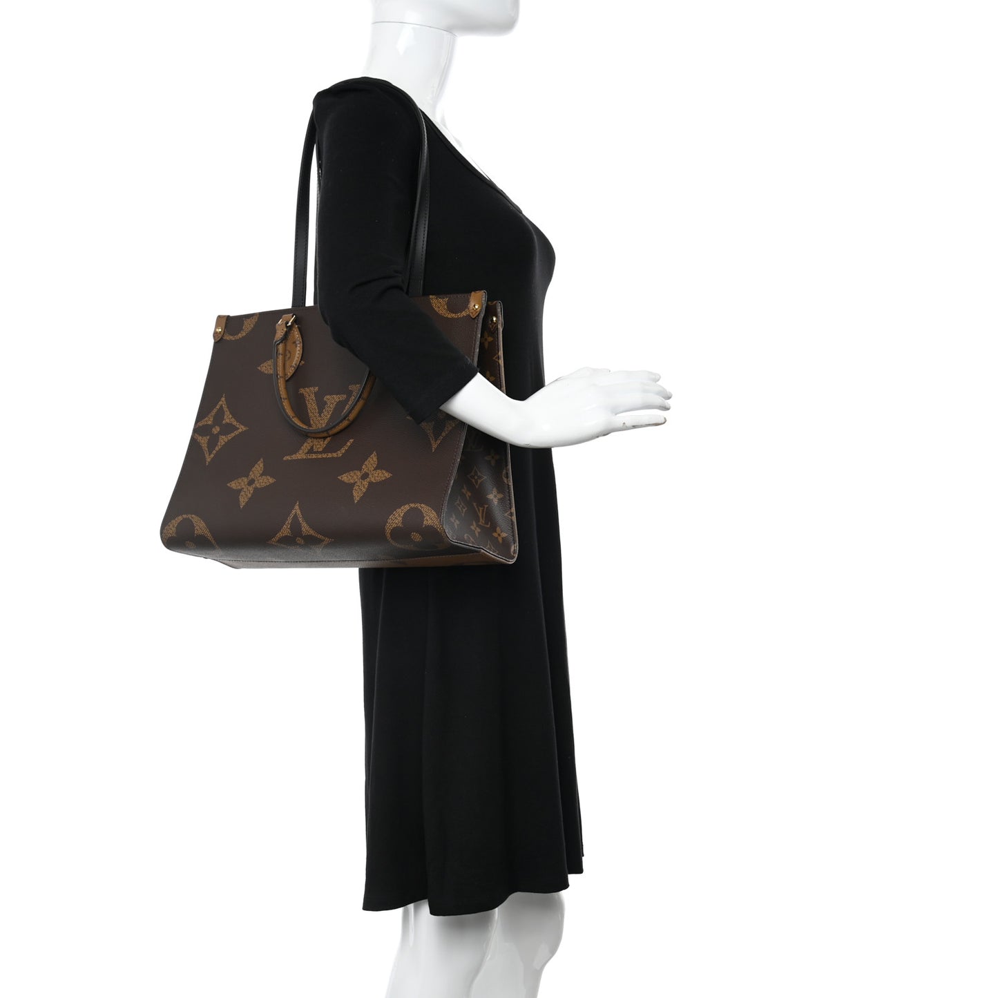 Reverse Monogram Giant Onthego MM
