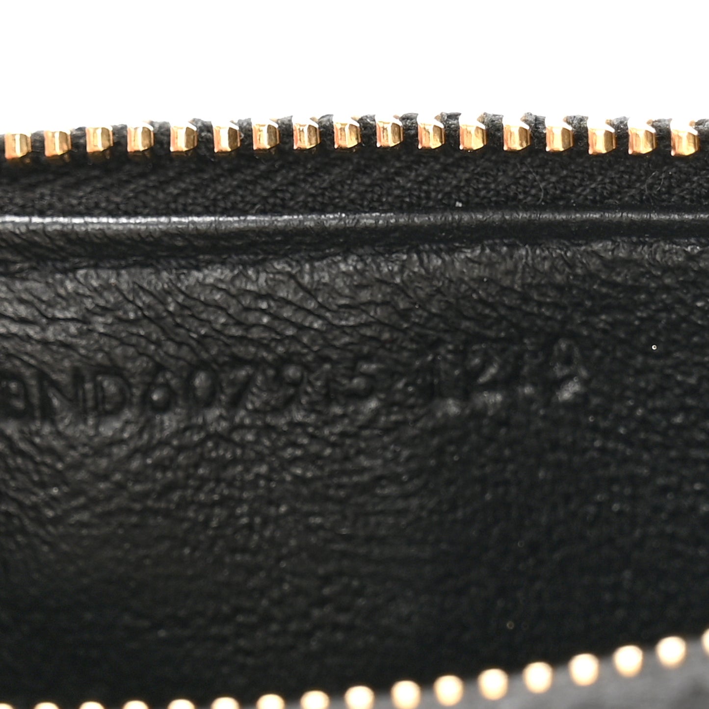 Grain De Poudre Matelasse Chevron Monogram Fragments Zippered Card Case Black