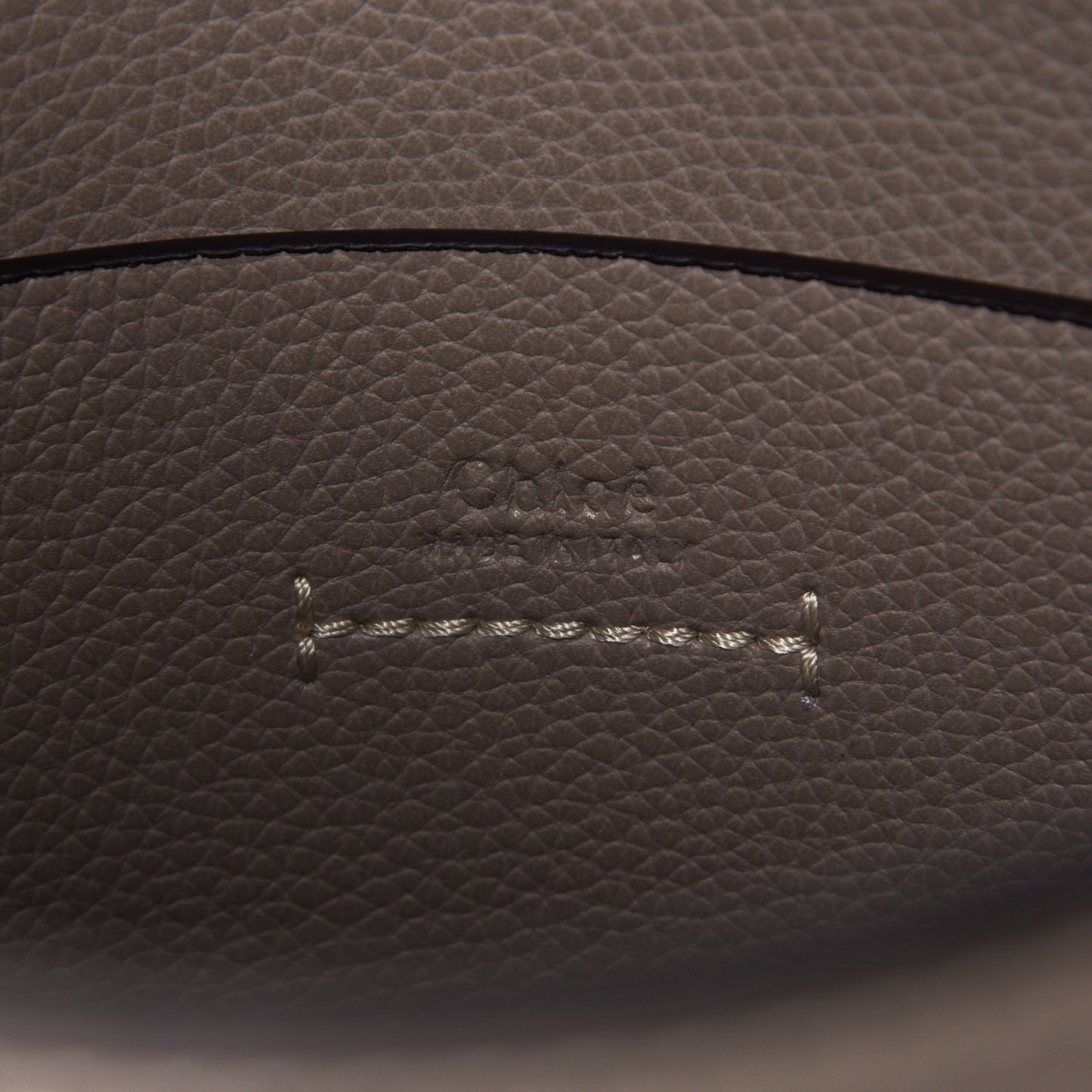 Small Grain Smooth Calfskin Medium Darryl Hobo Motty Grey