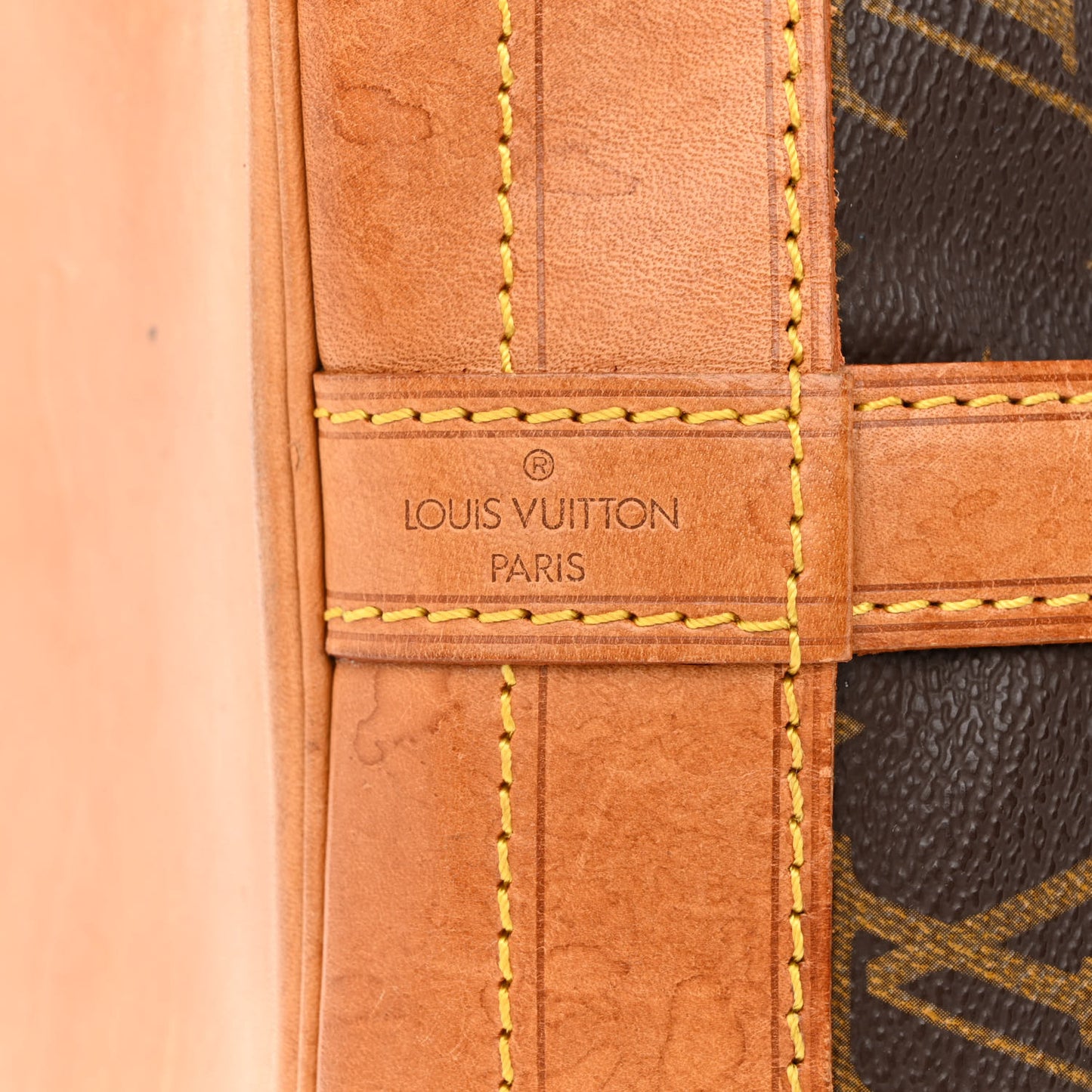 Monogram Noe