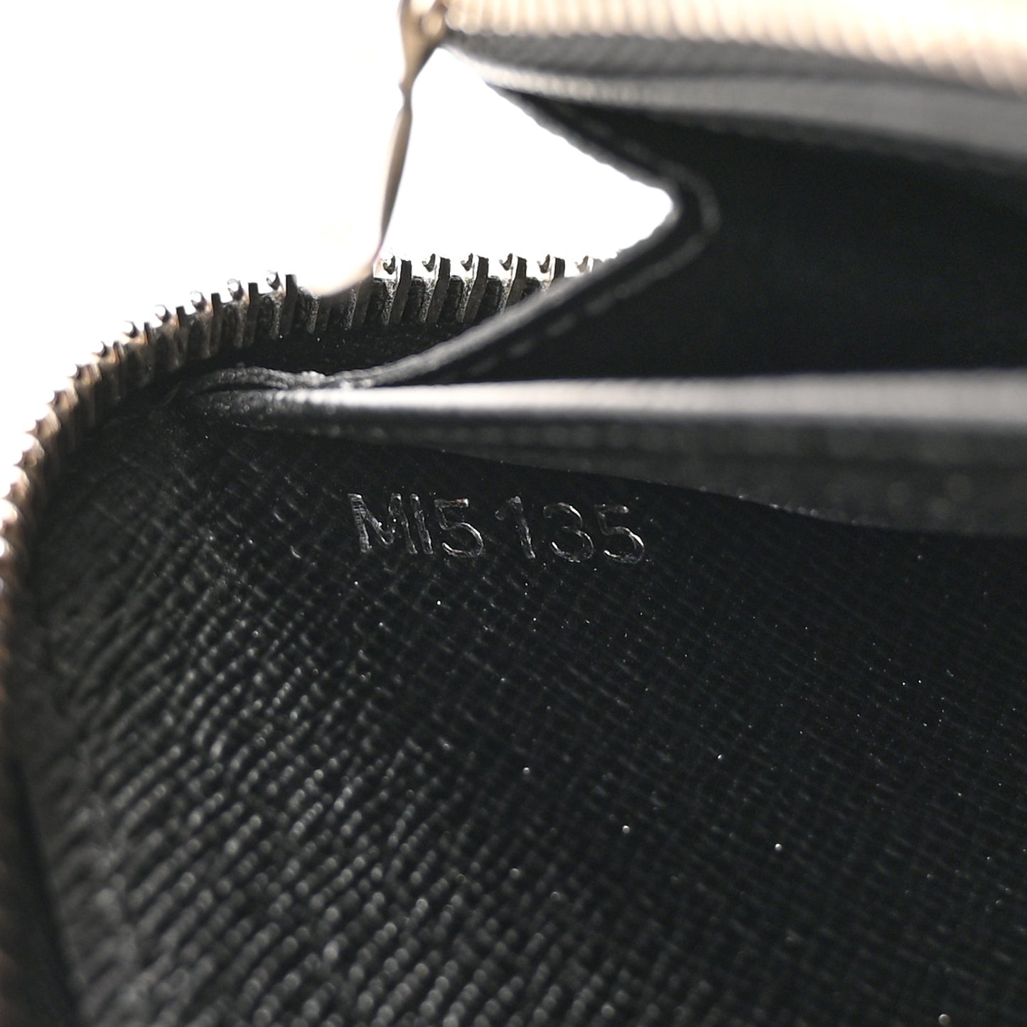 Epi Zippy Wallet Black