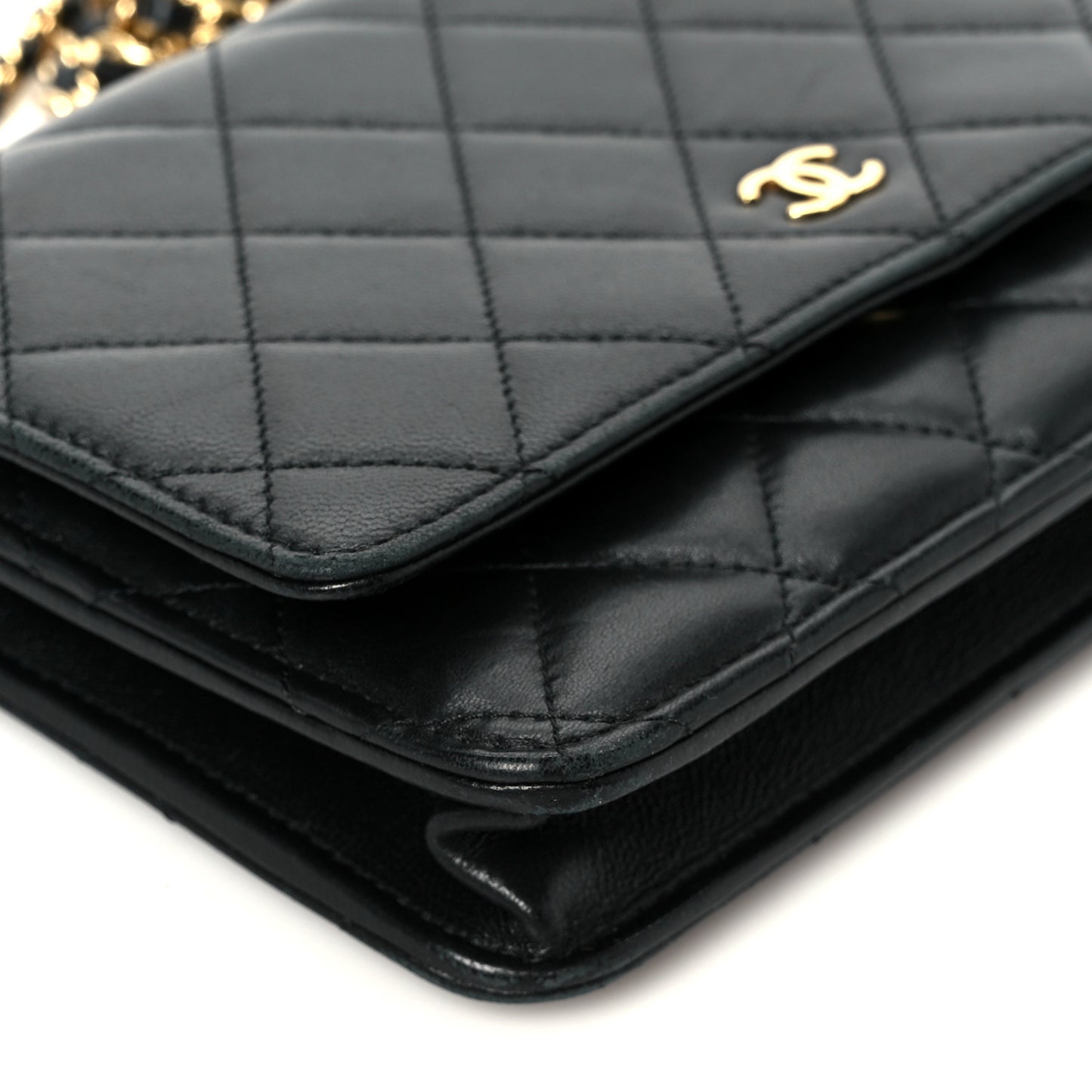 Lambskin Quilted Wallet On Chain WOC Black