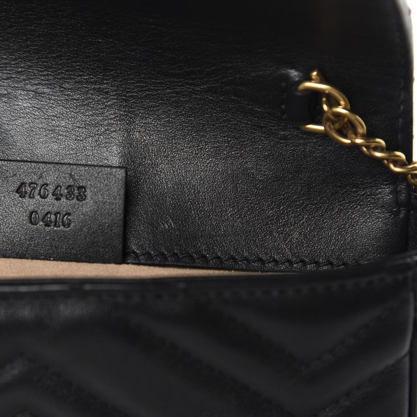 Calfskin Matelasse Super Mini GG Marmont Shoulder Bag Black