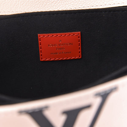 Louis Vuitton Empreinte Monogram Giant Crafty Pochette Metis Creme Black 9 of 10