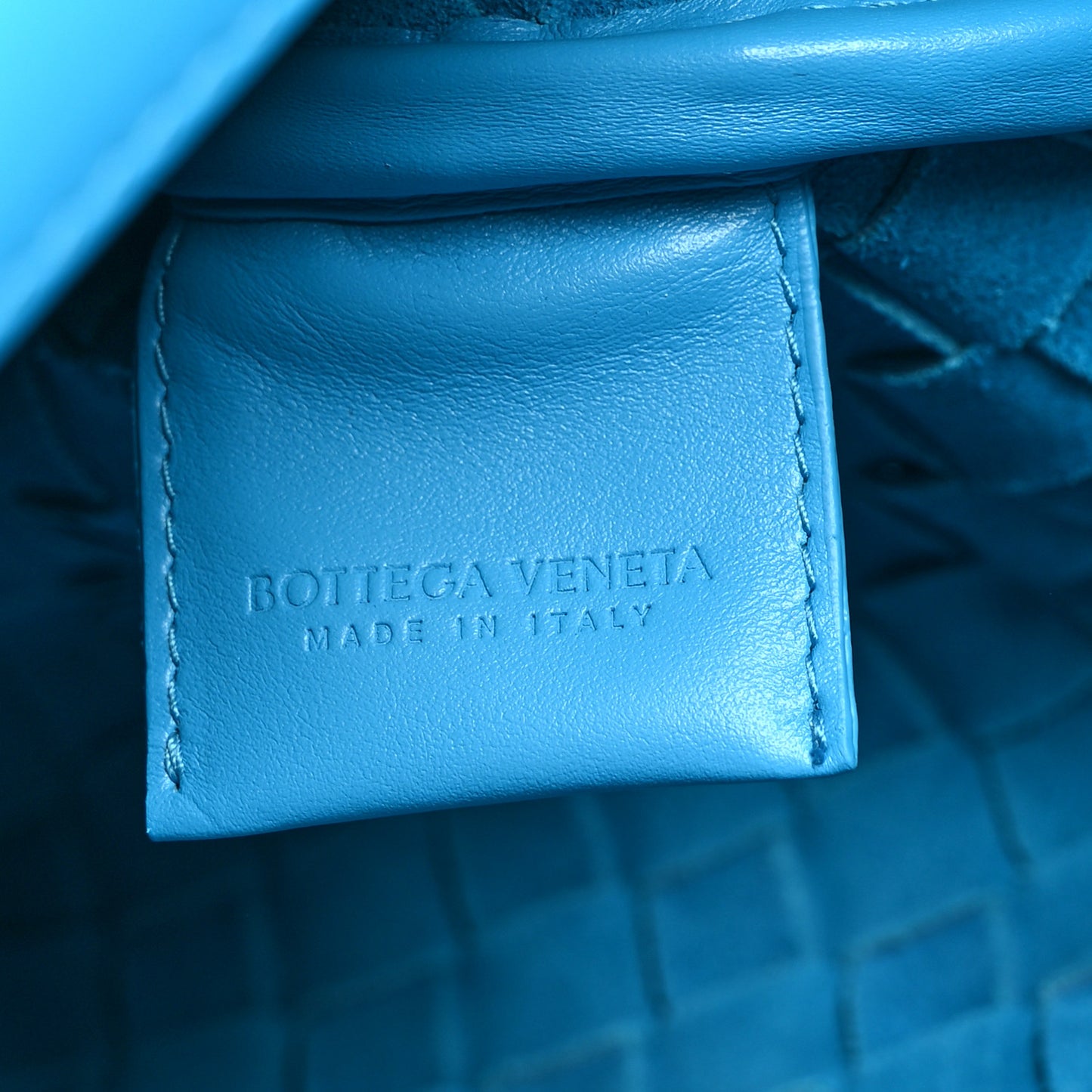 Nappa Intrecciato Medium Duffle Bag Pool