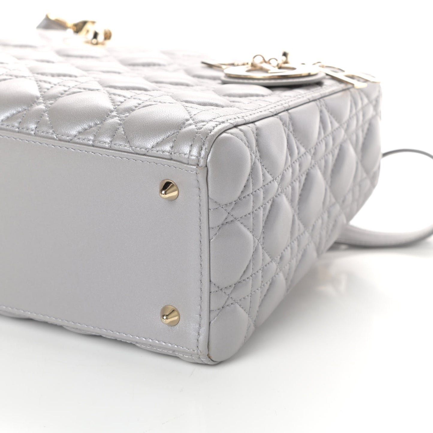 Pearly Lambskin Cannage Medium Lady Dior Grey