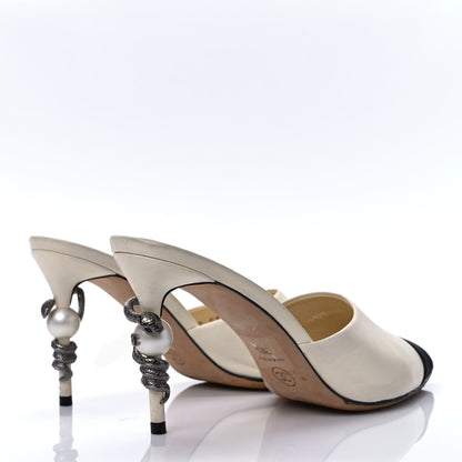 Chanel Lambskin Grosgrain Cap Toe Snake Pearl Mule 39.5 White Black 4 of 9