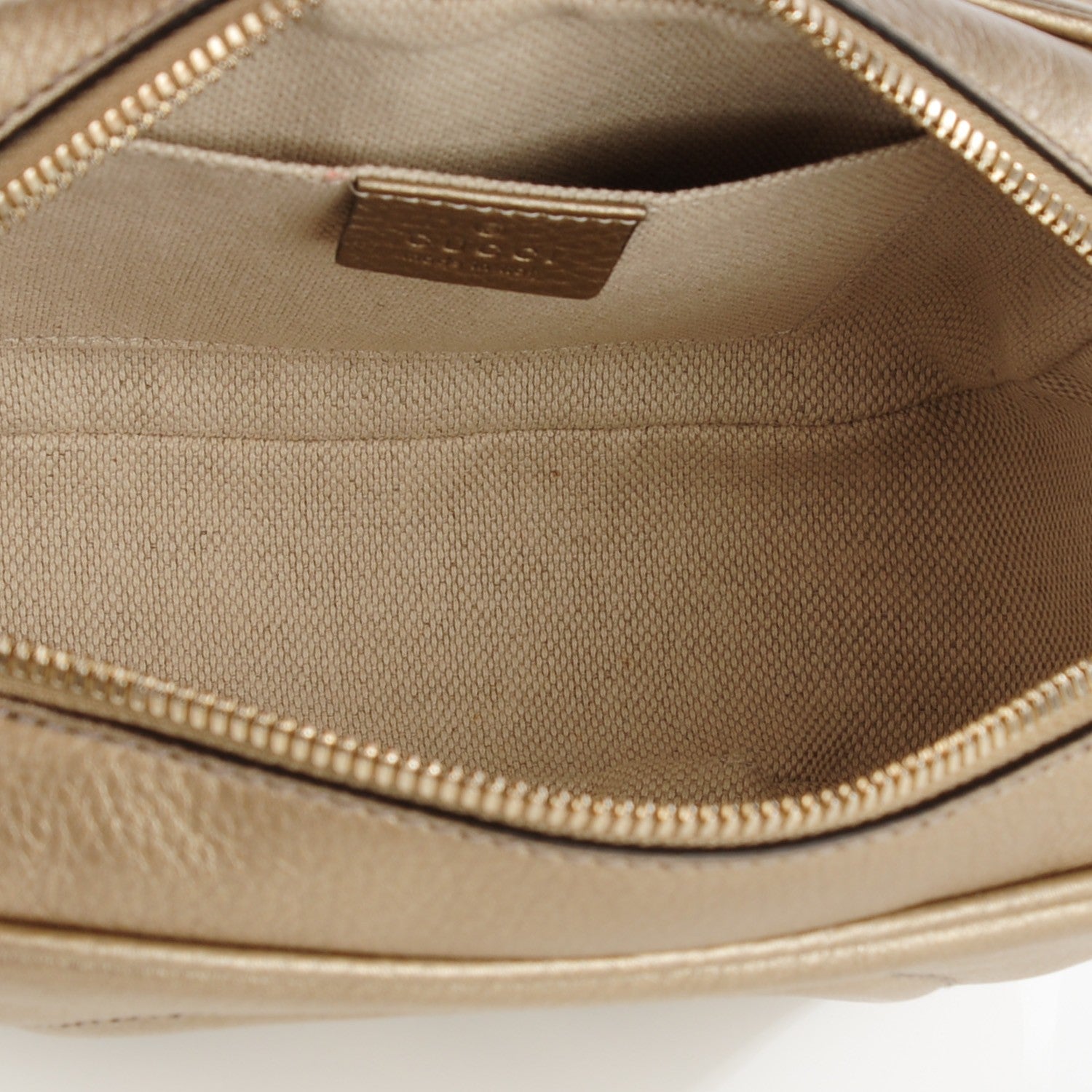Gucci Metallic Pebbled Calfskin Small Soho Disco Bag Golden Beige 5 of 7
