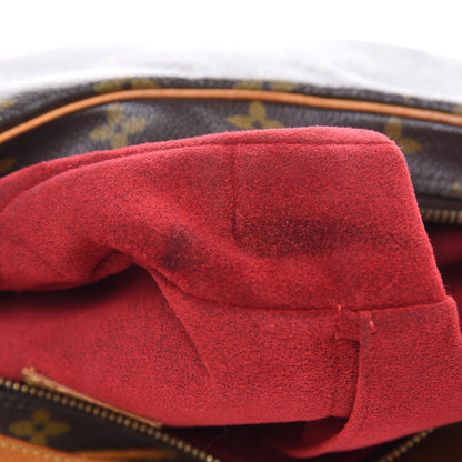 Louis Vuitton Monogram Croissant MM 16 of 16