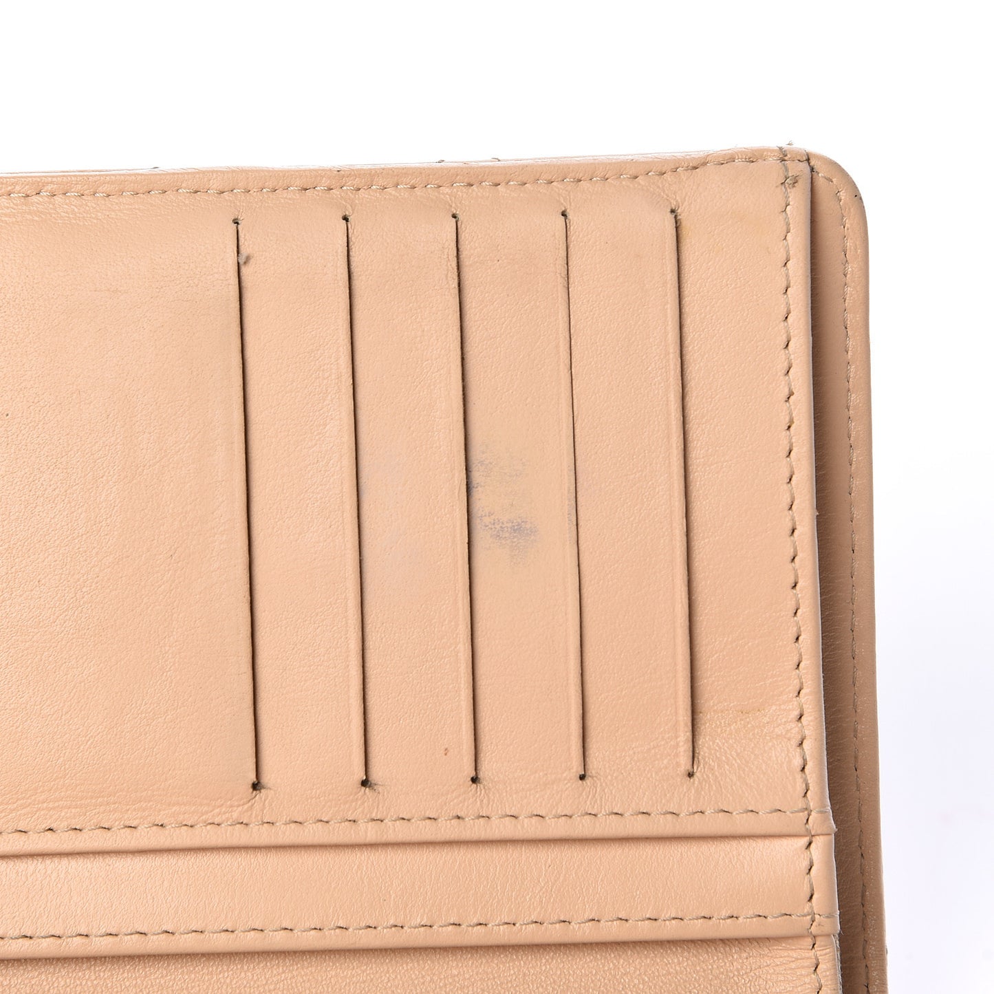 Caviar Quilted Zipped Pocket Wallet Beige