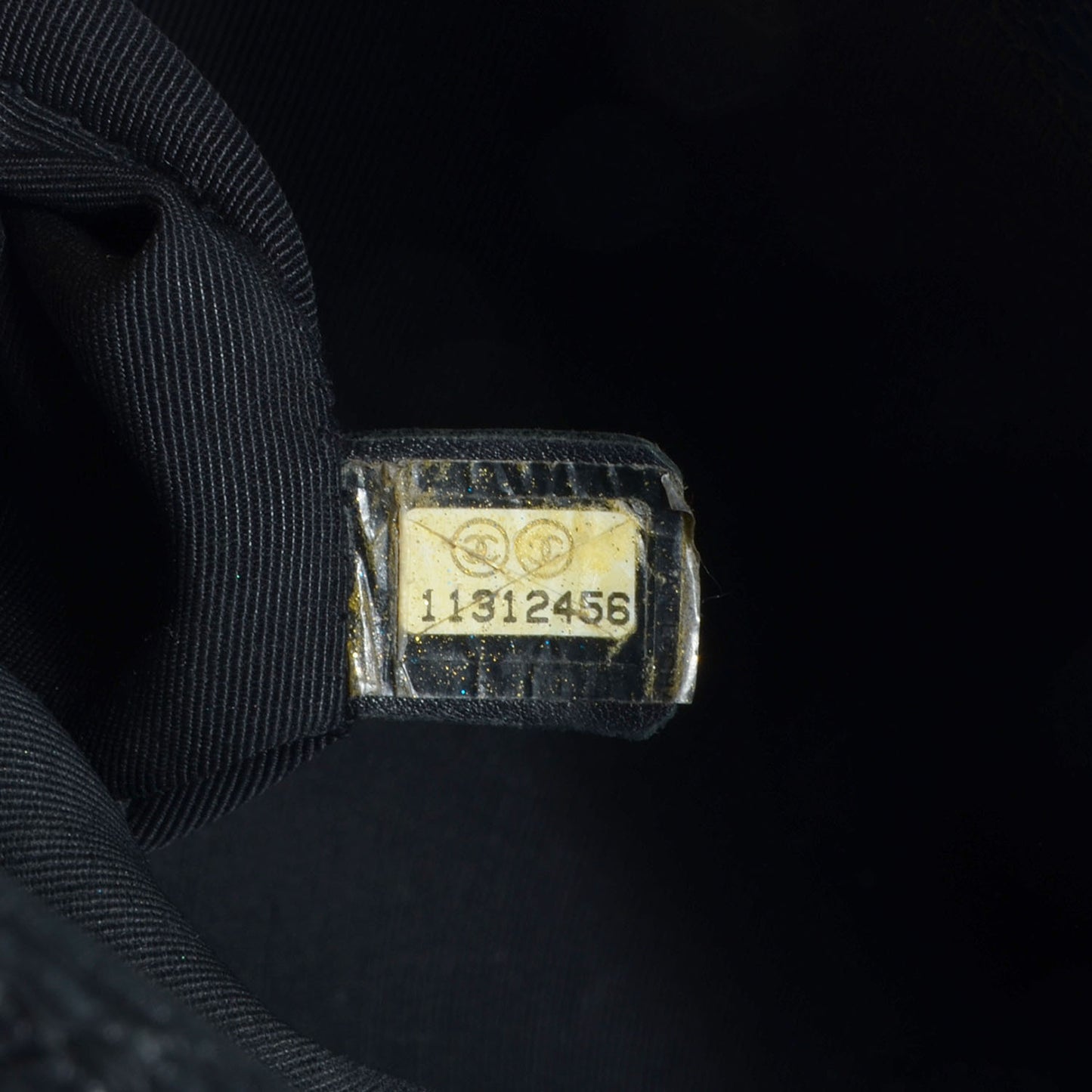 Caviar Grand Shopping Tote GST Black