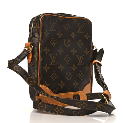 Louis Vuitton Monogram Danube 21 4 of 9