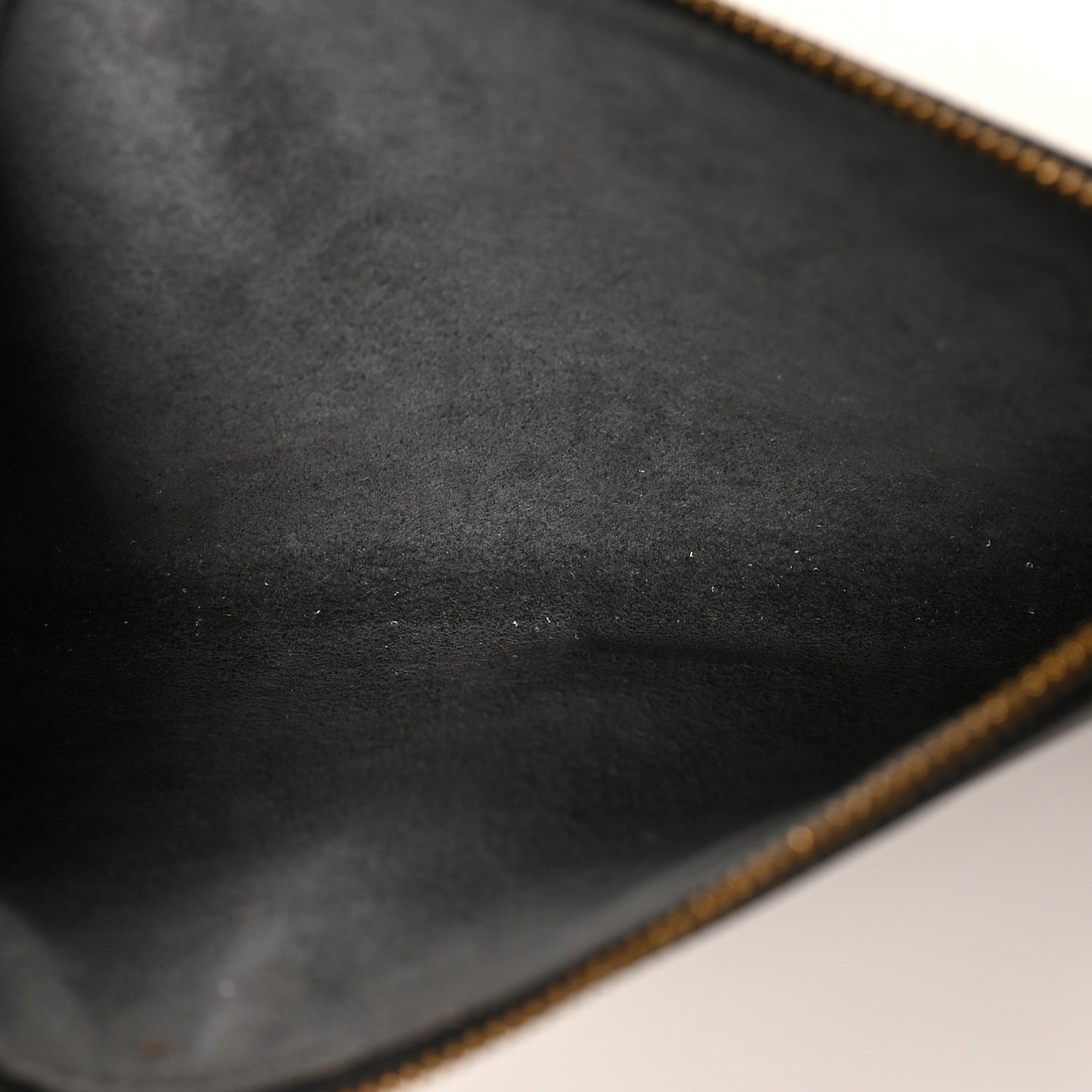Epi Pochette Accessories 24 Black
