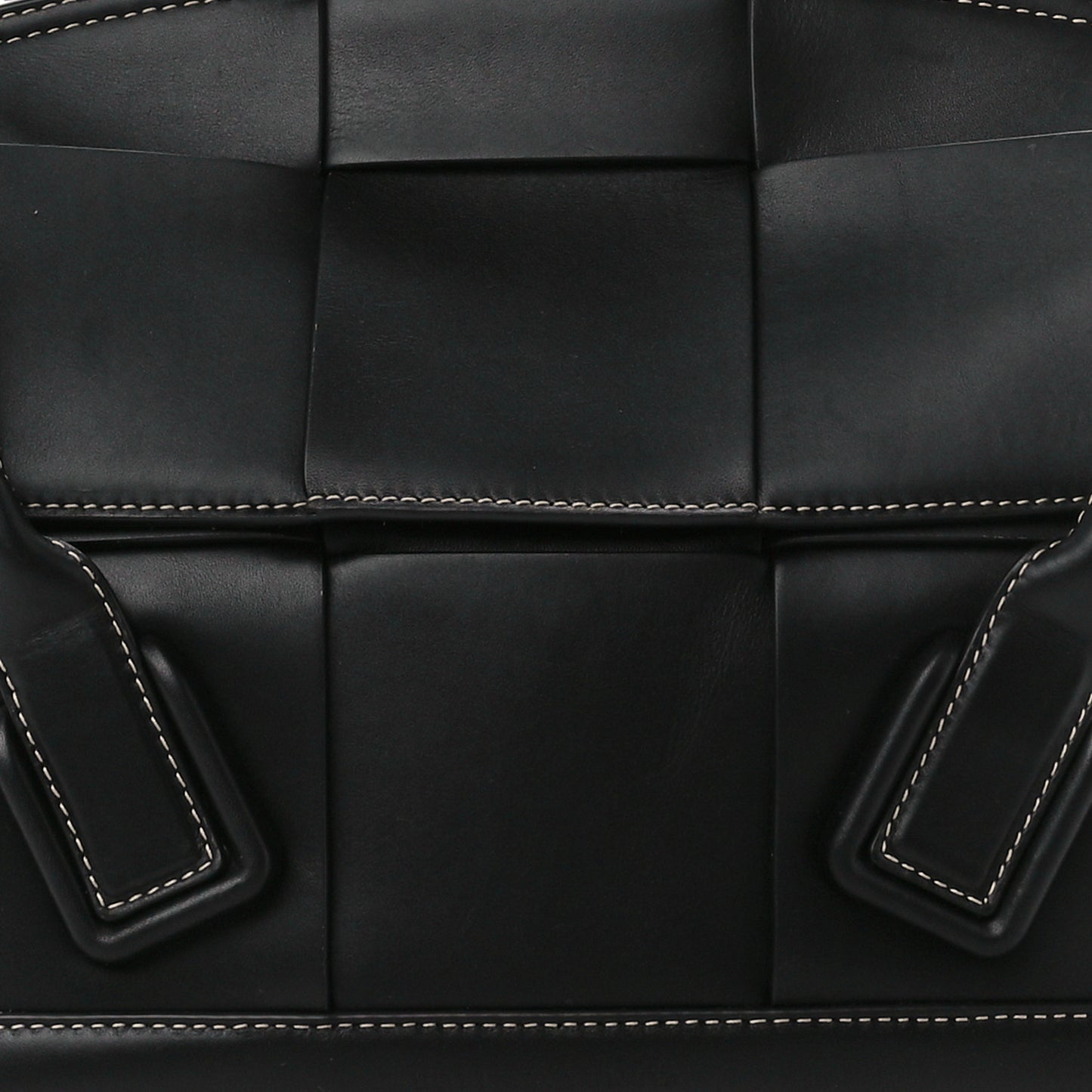 French Calfskin Maxi Intrecciato Arco 33 Black