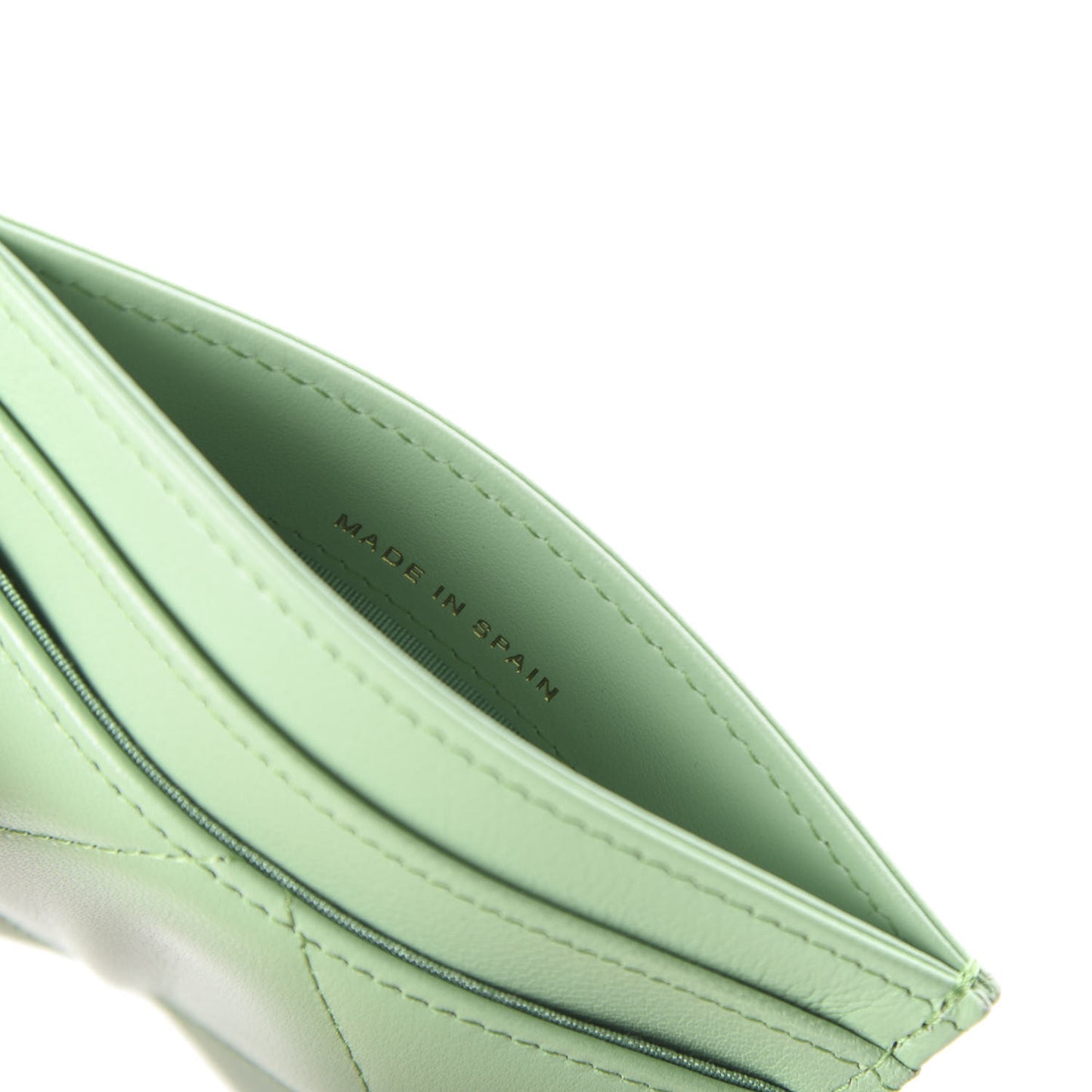 Shiny Goatskin Quilted Chanel 19 Card Holder Green