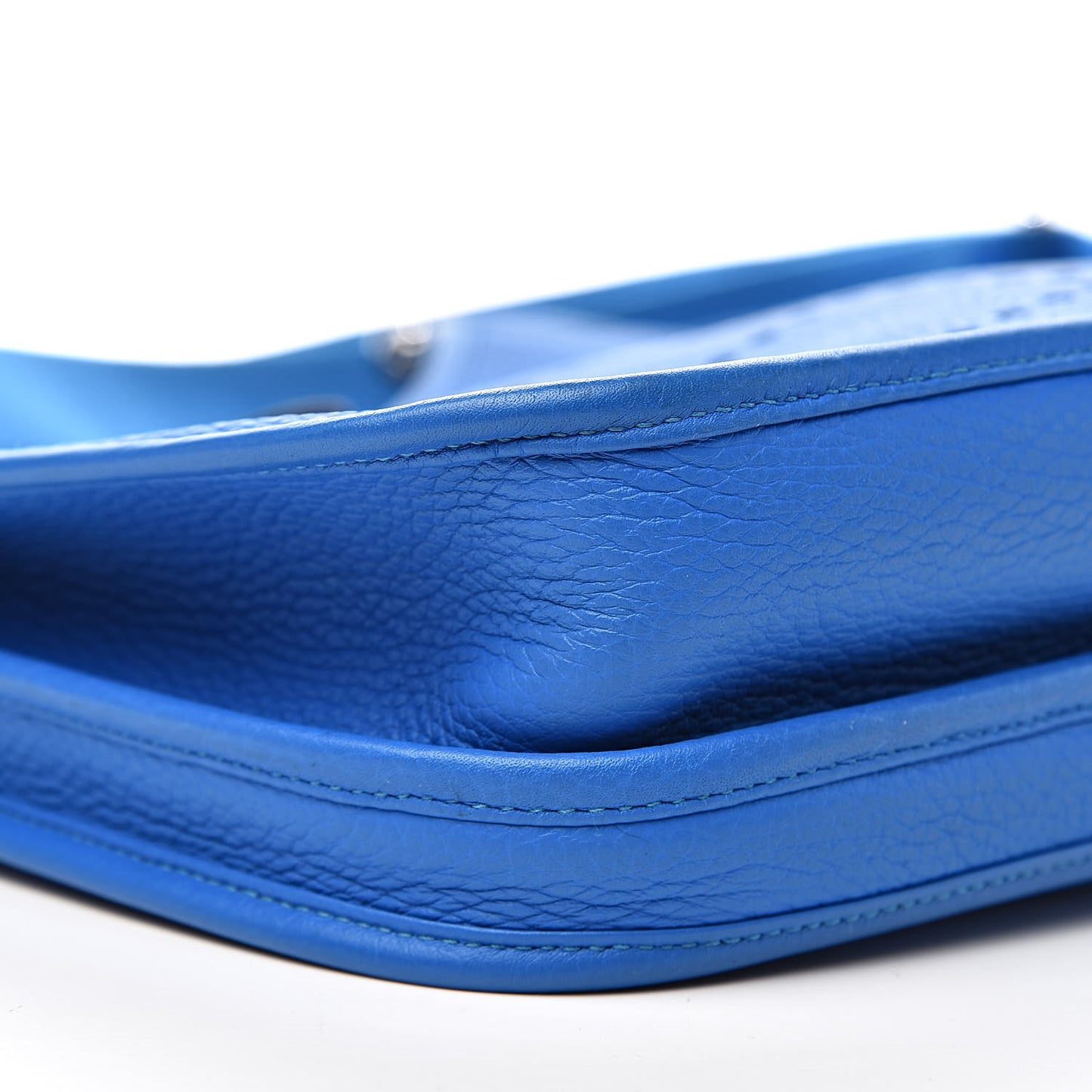 Taurillon Clemence Evelyne III PM Bleu Hydra