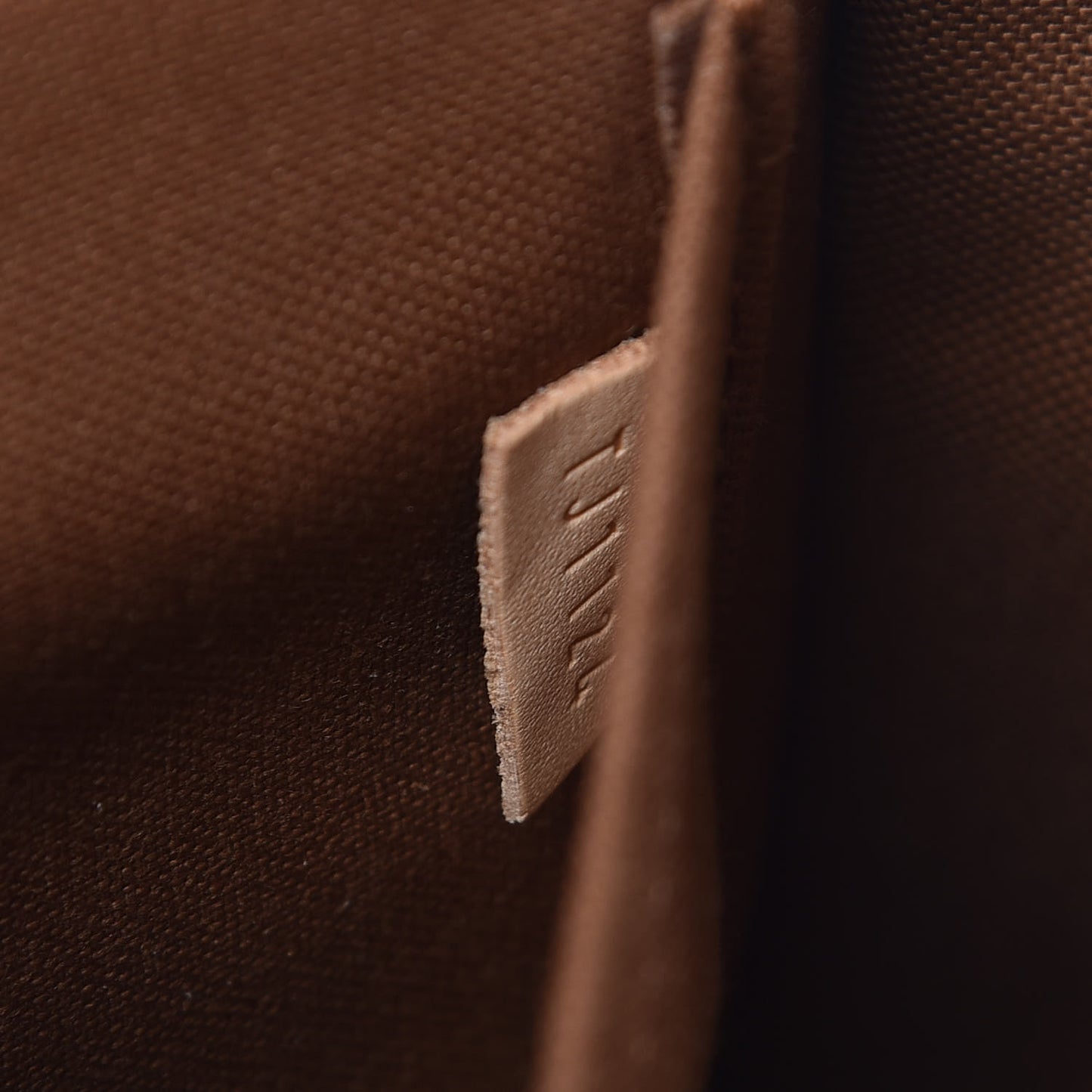 Monogram Sologne
