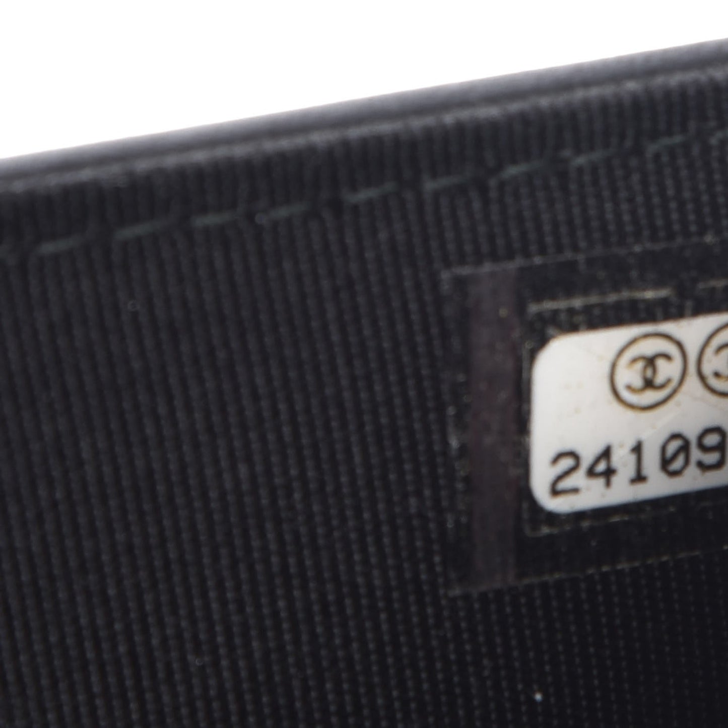 Crumpled Calfskin Quilted Yen Wallet So Black