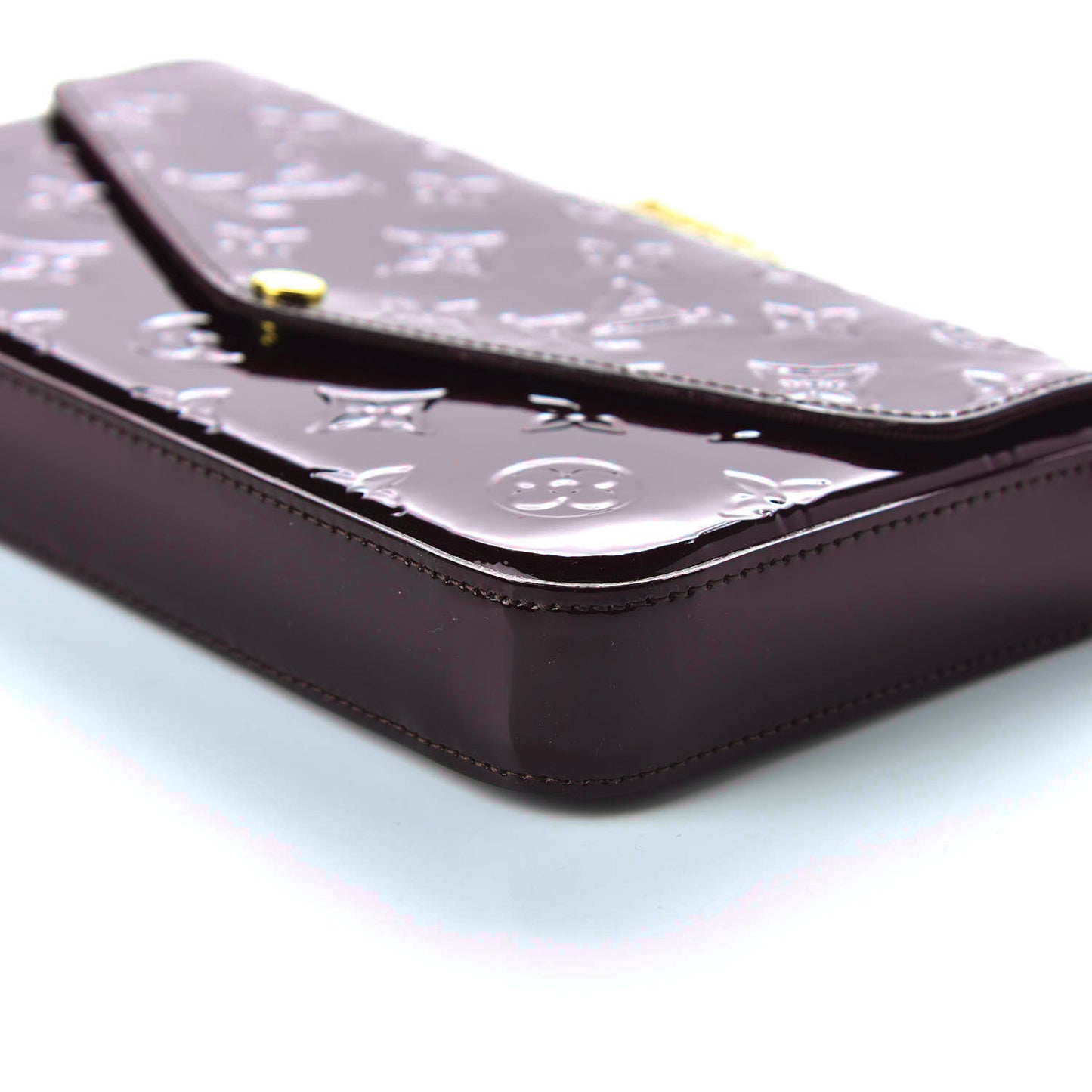 Vernis Pochette Felicie Chain Wallet Amarante