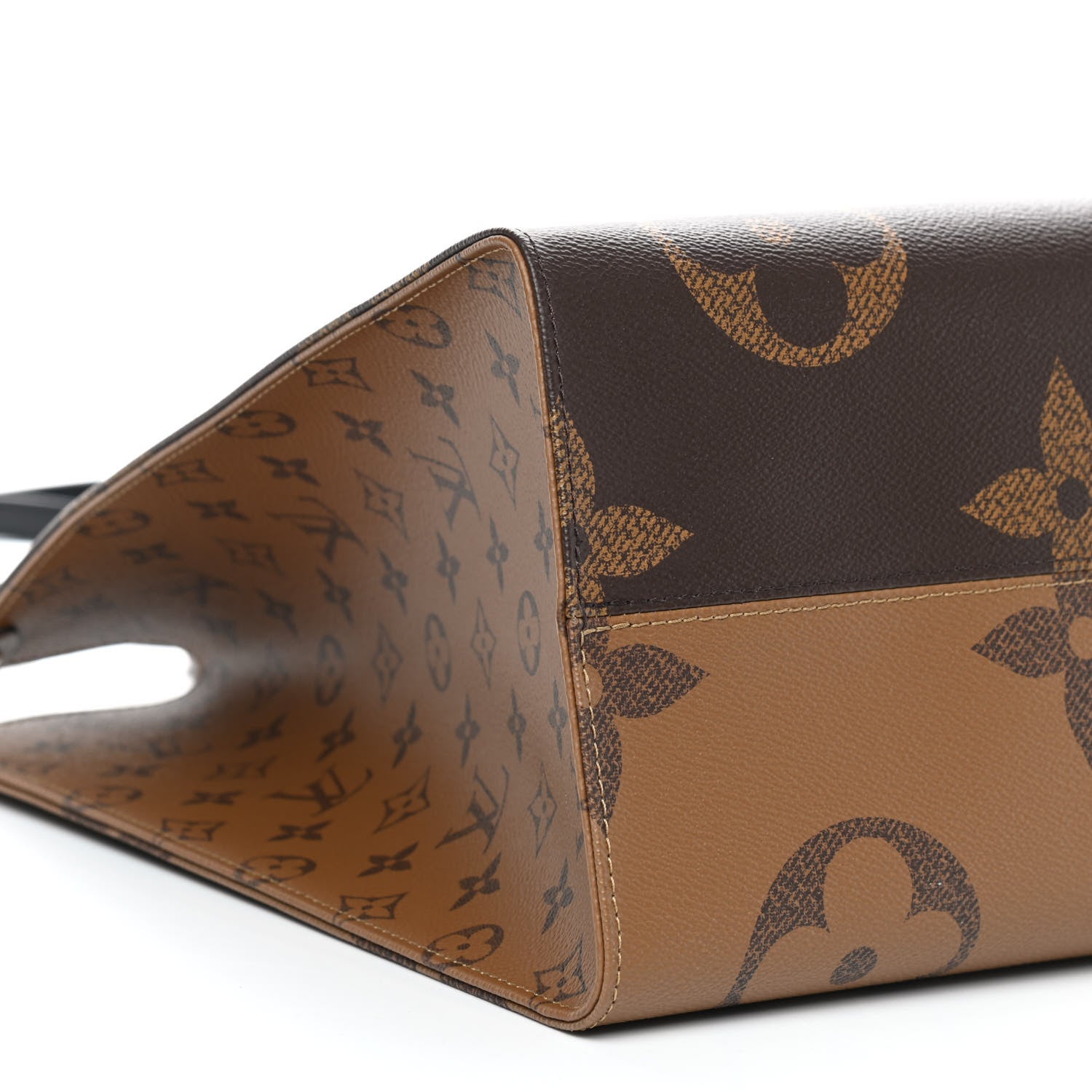 Louis Vuitton Reverse Monogram Giant Onthego GM 8 of 9