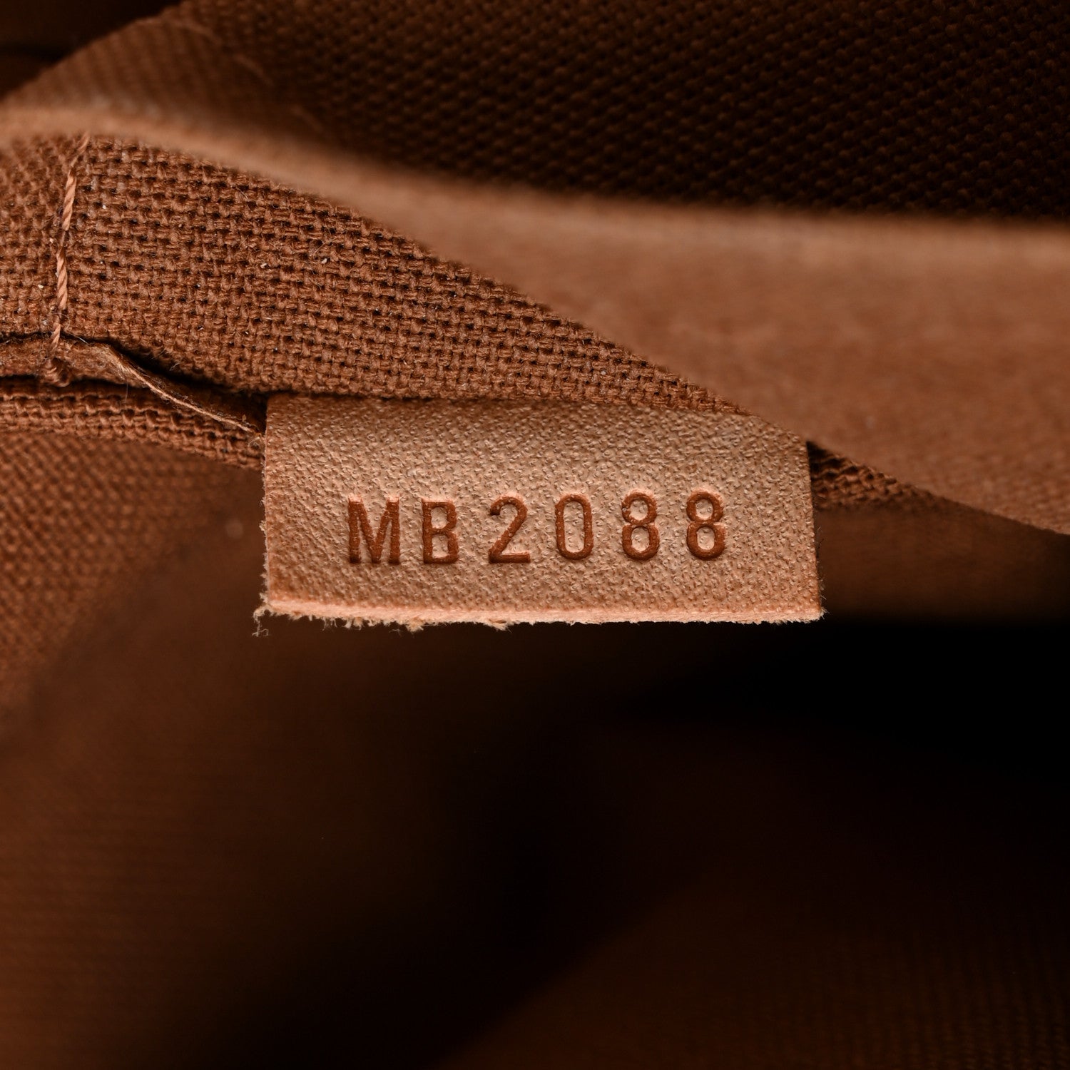 Louis Vuitton Monogram Tivoli GM 7 of 10