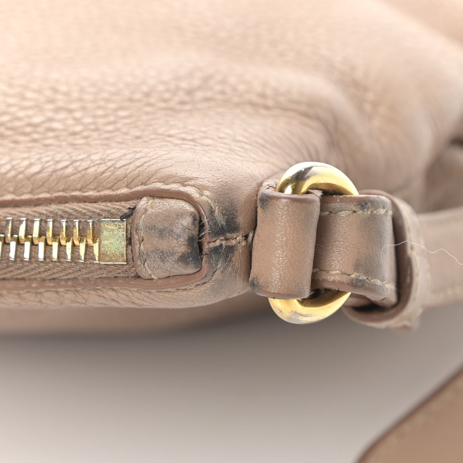 Prada Vitello Daino Zippered Shoulder Bag Cammeo 14 of 15